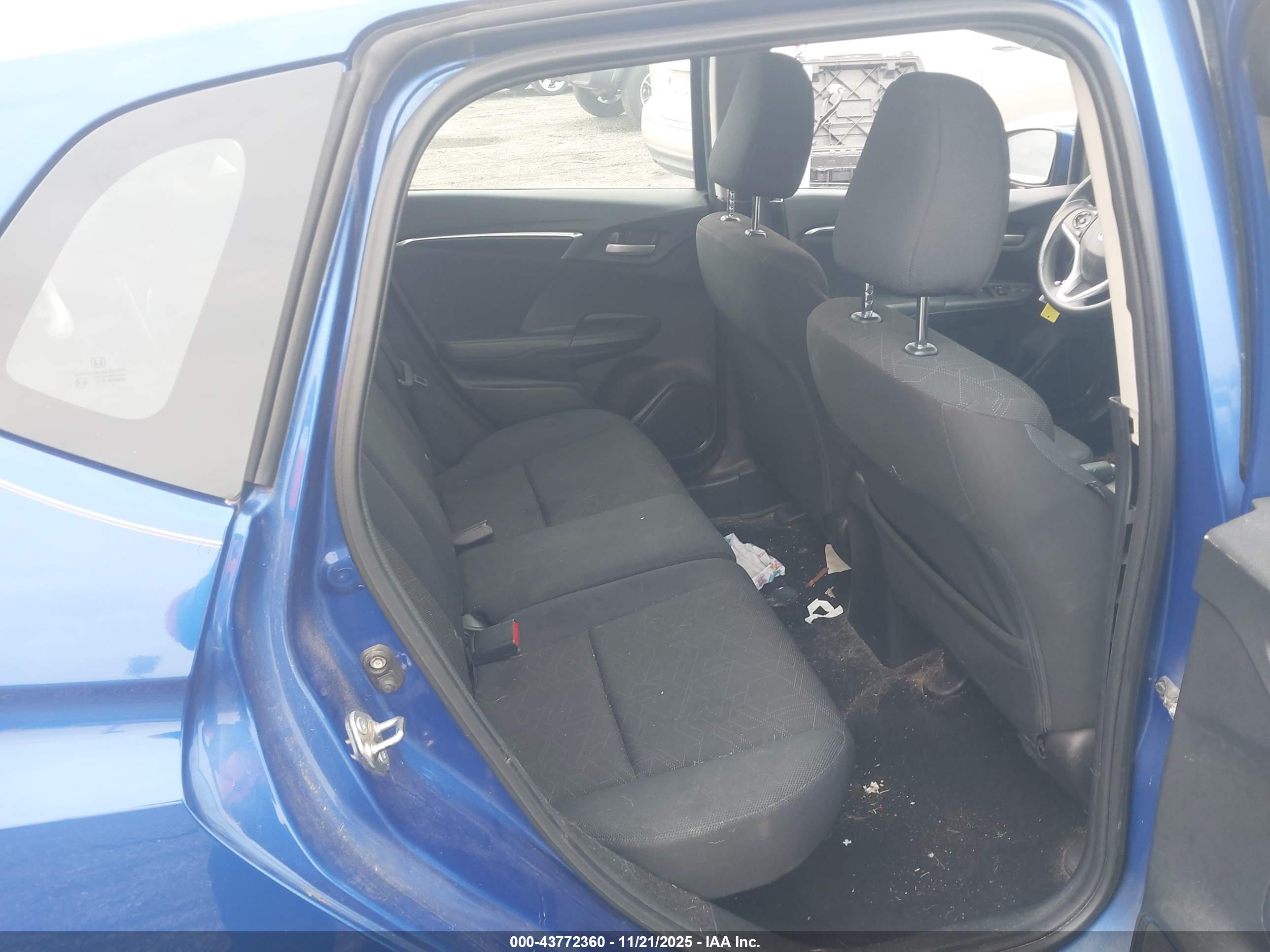 HONDA FIT image 8