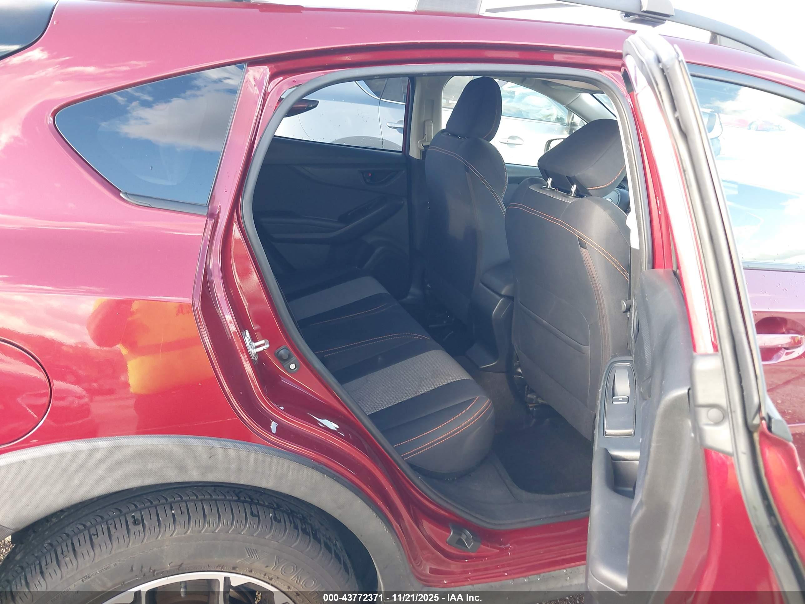 SUBARU CROSSTREK image 8