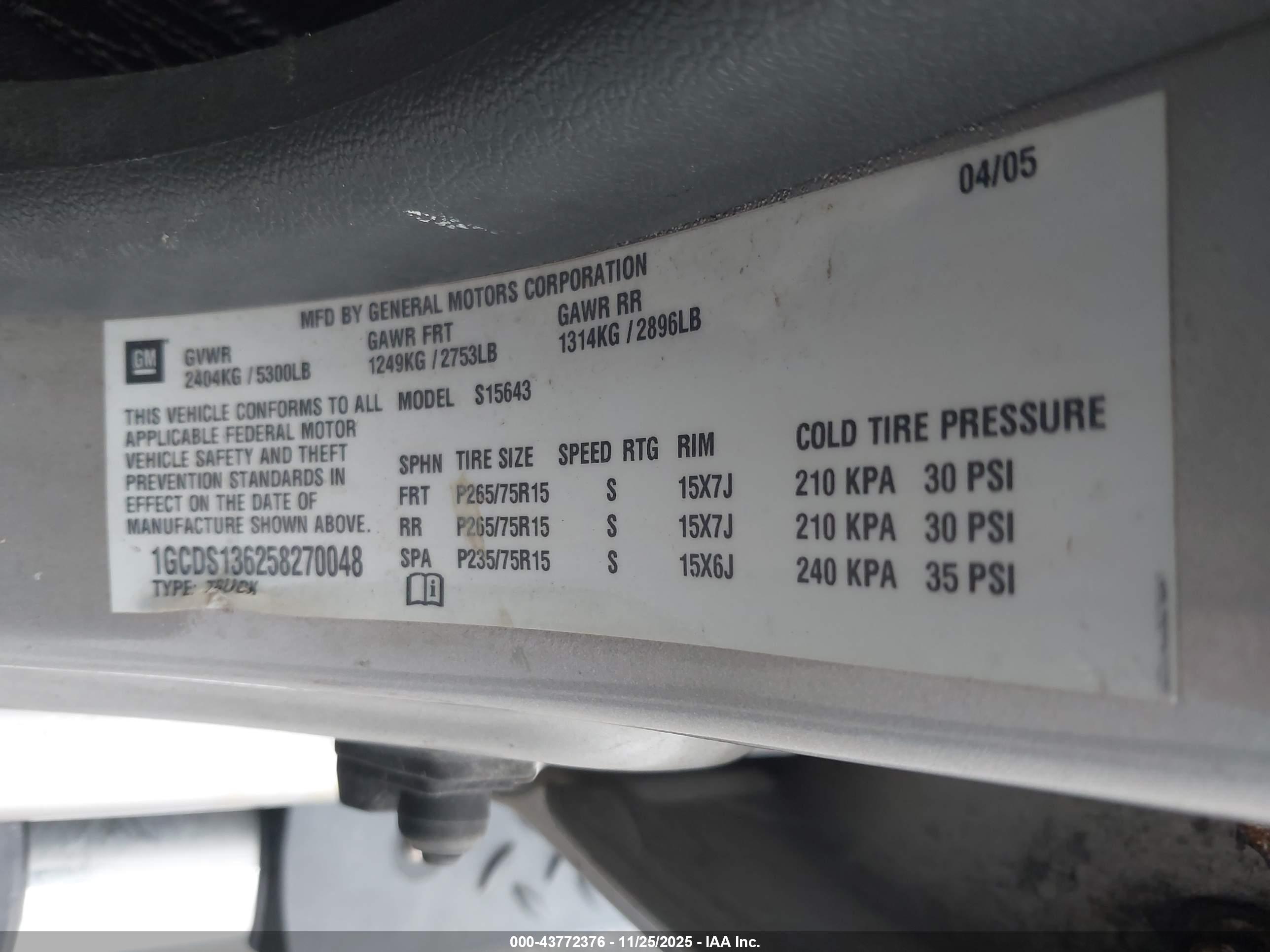CHEVROLET COLORADO image 9
