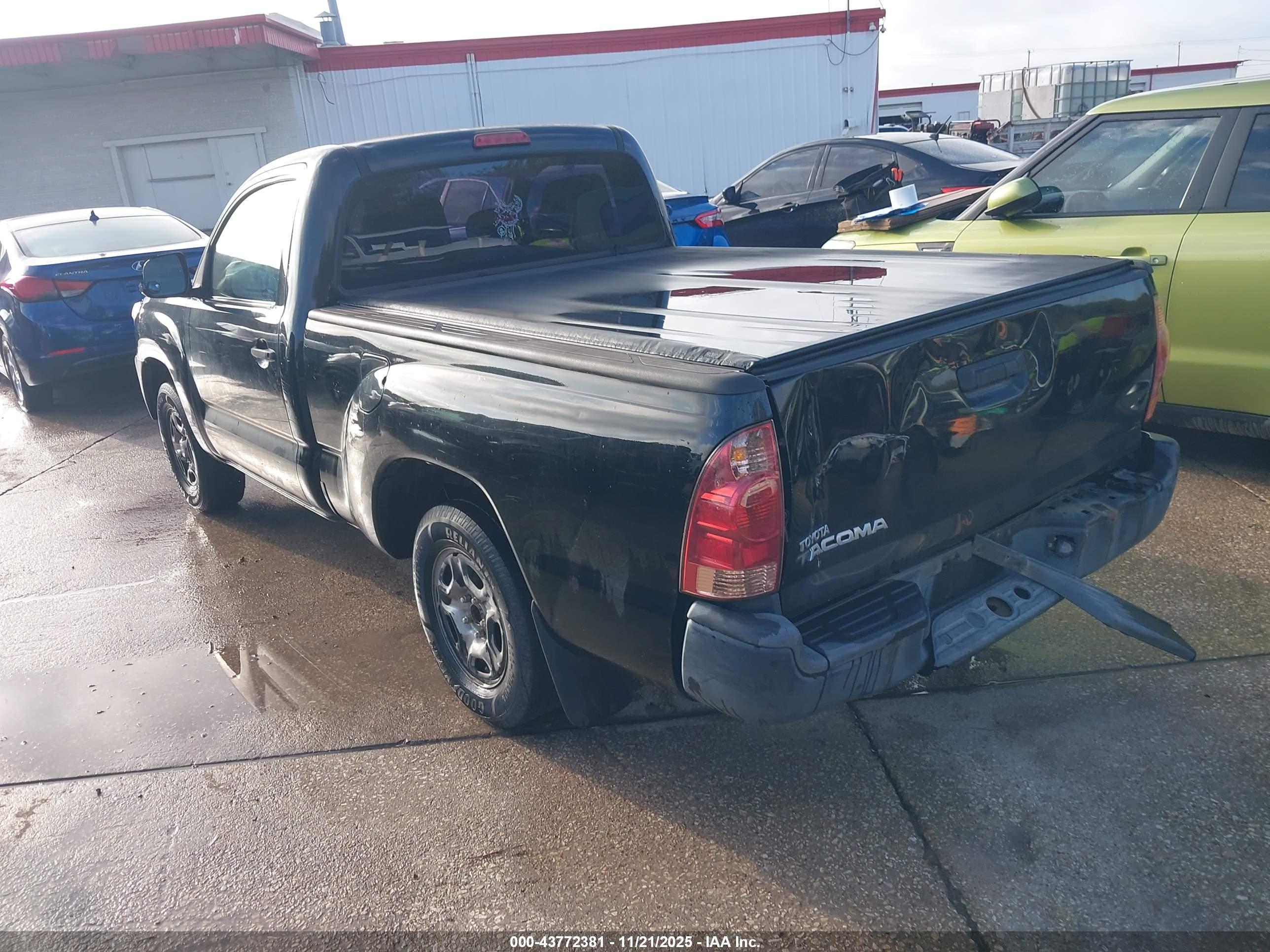 TOYOTA TACOMA image 3
