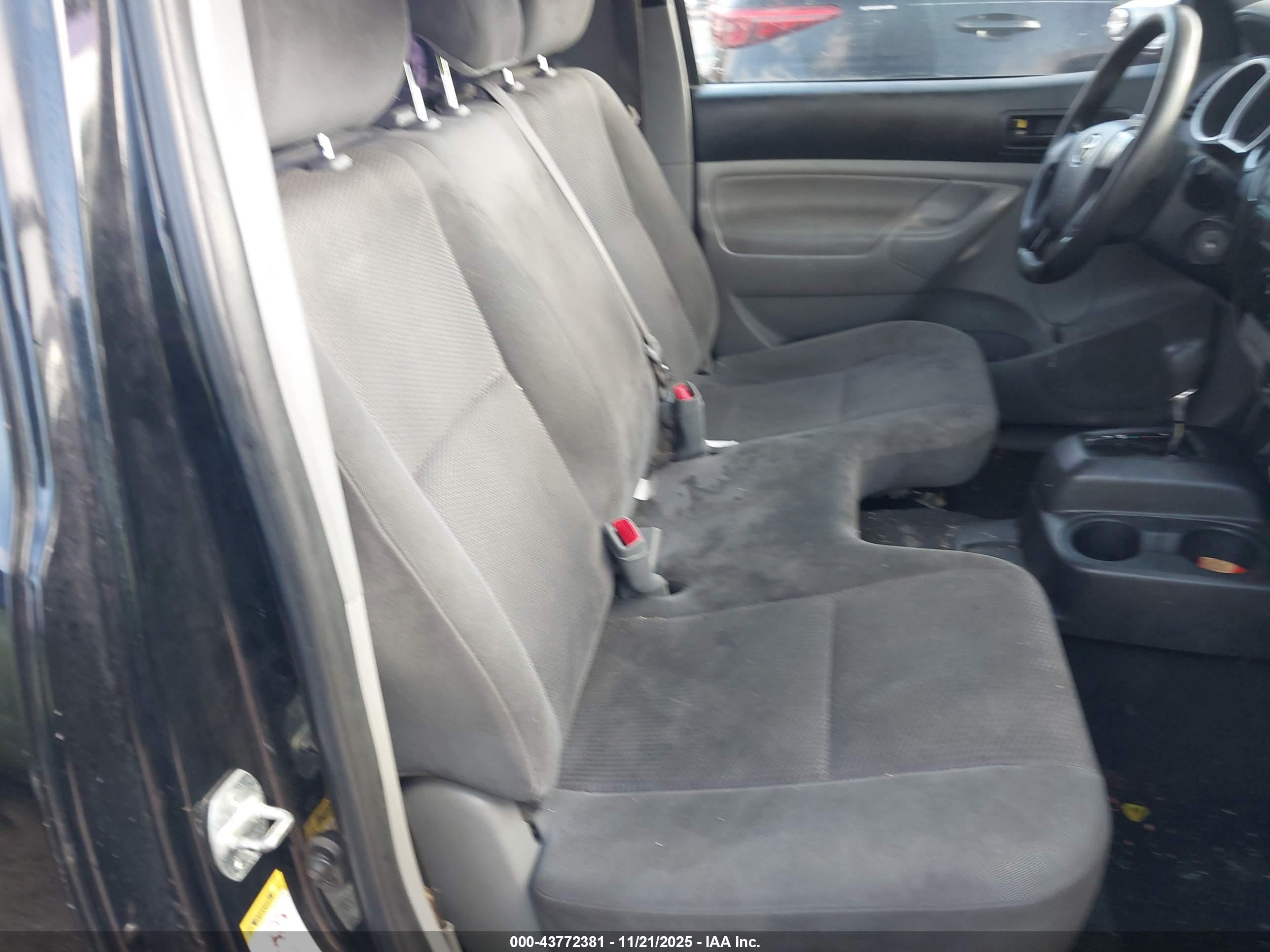 TOYOTA TACOMA image 8