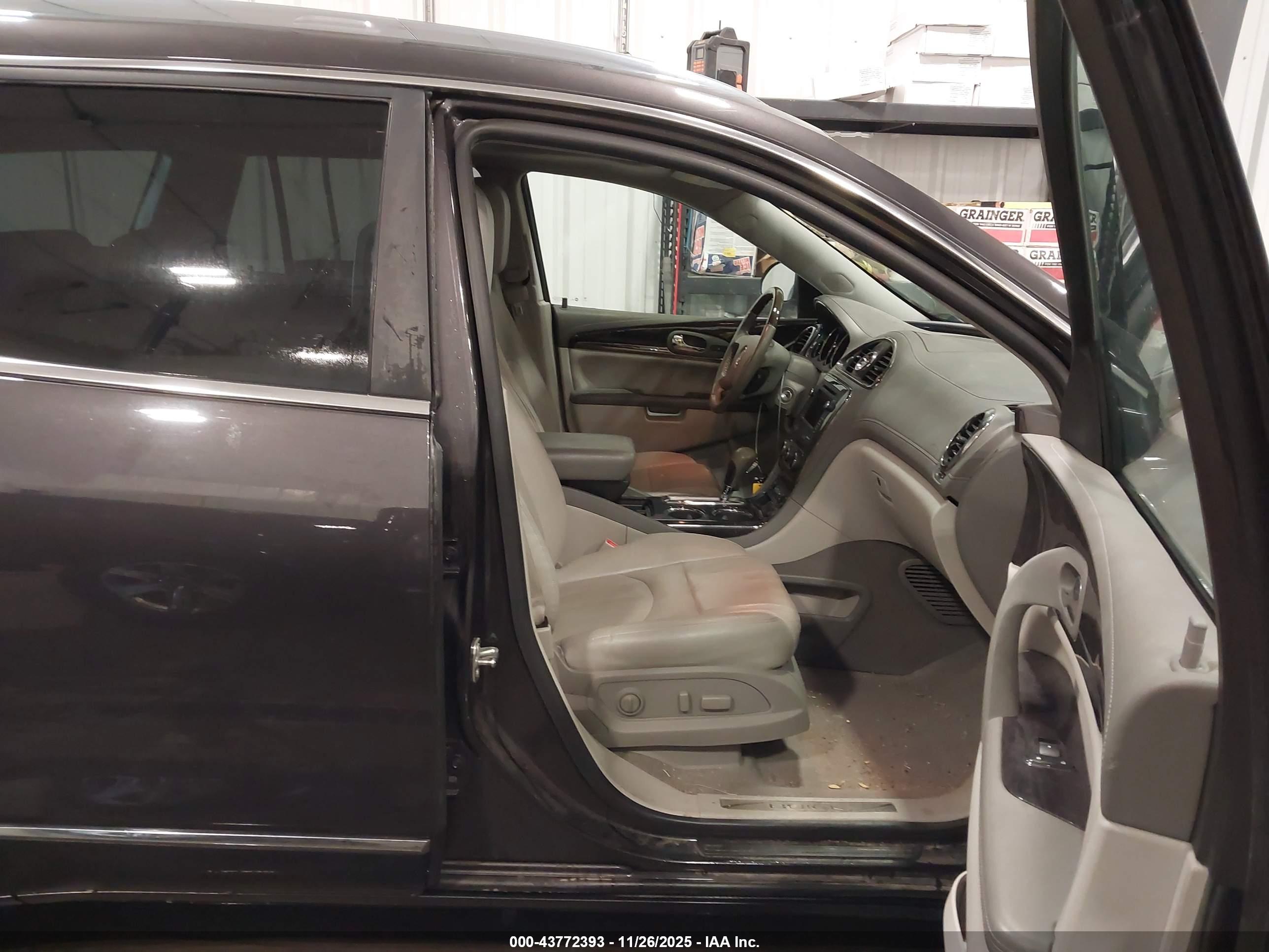 BUICK ENCLAVE image 5