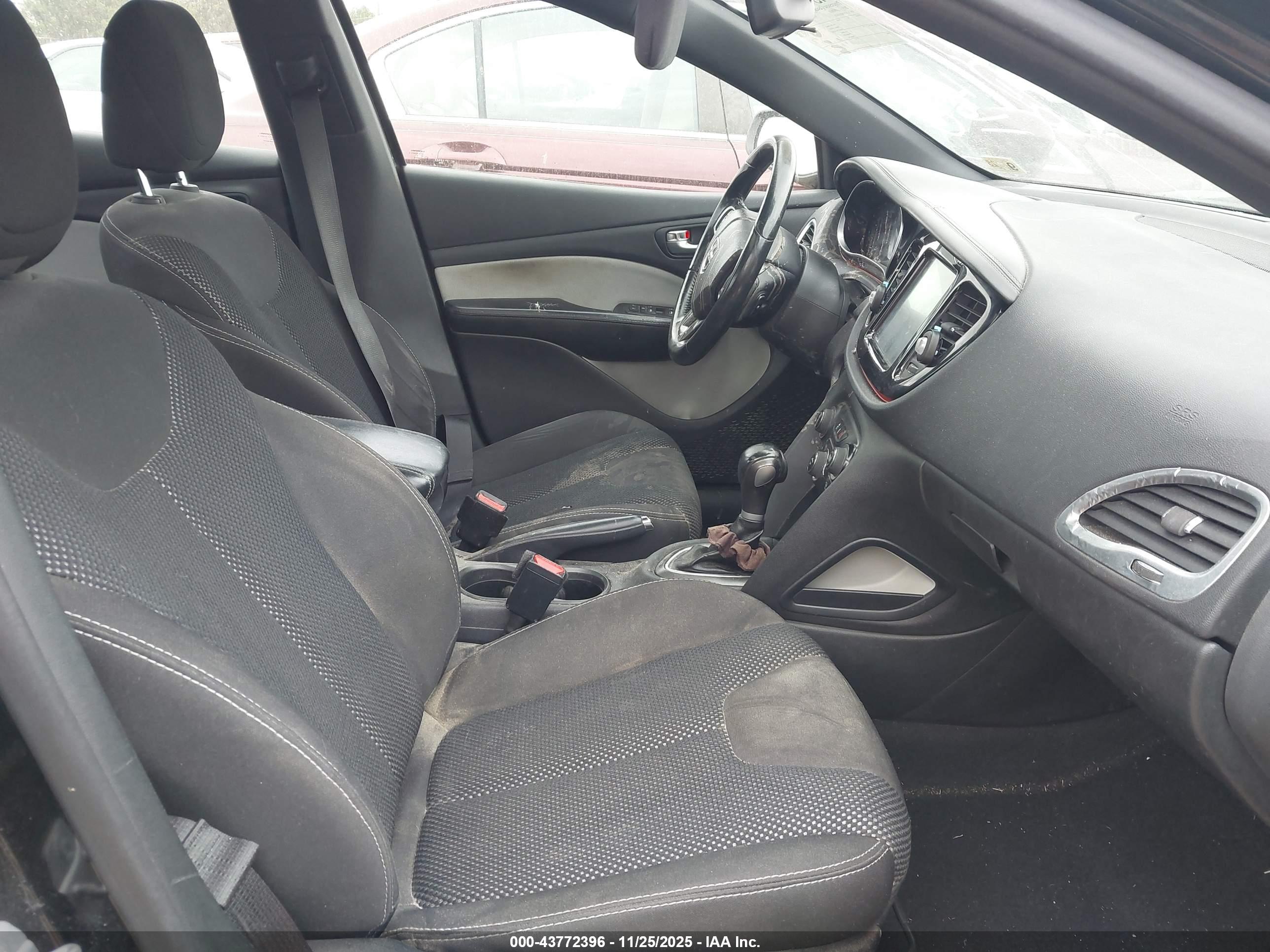 DODGE DART image 5