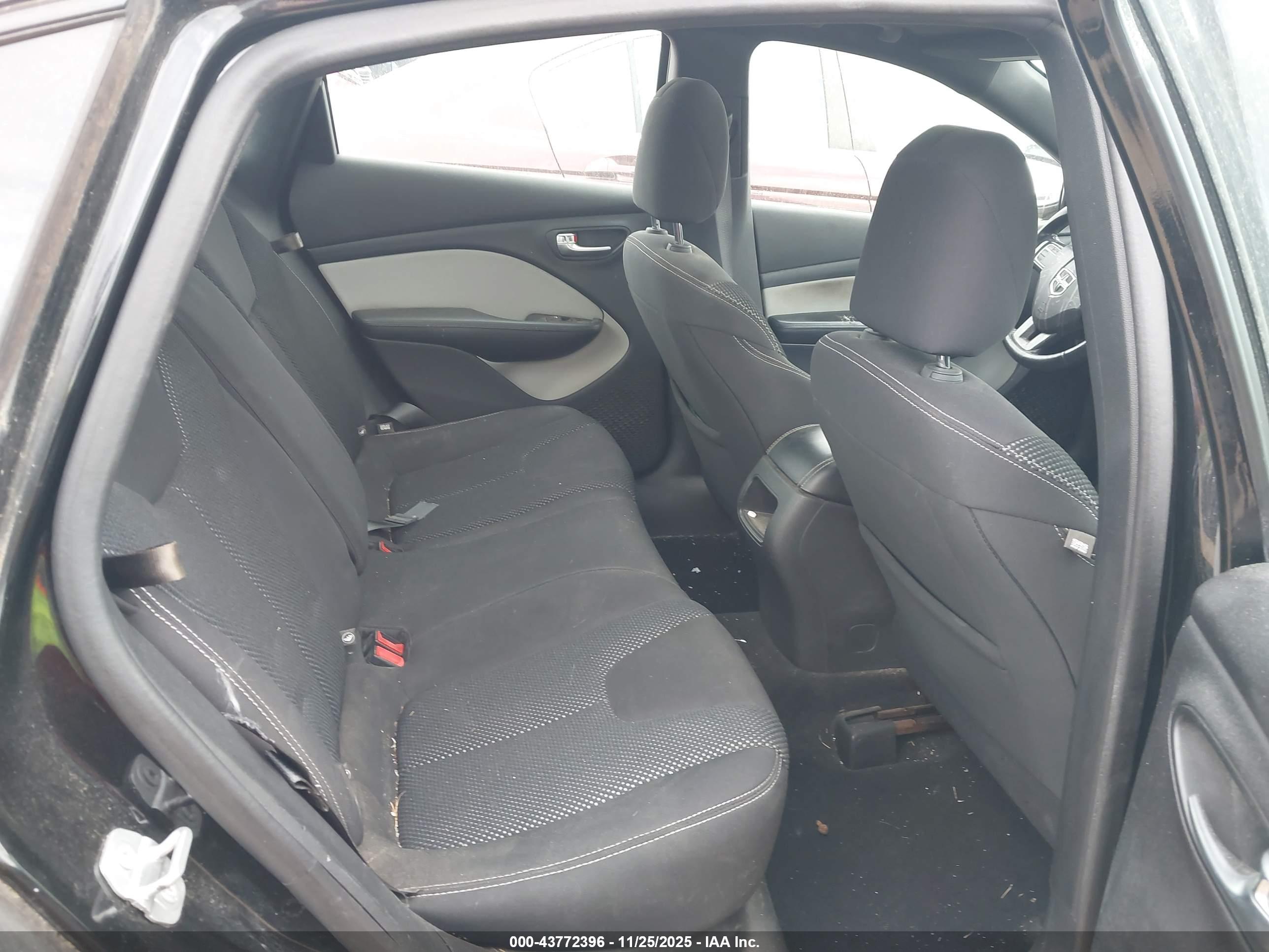 DODGE DART image 8