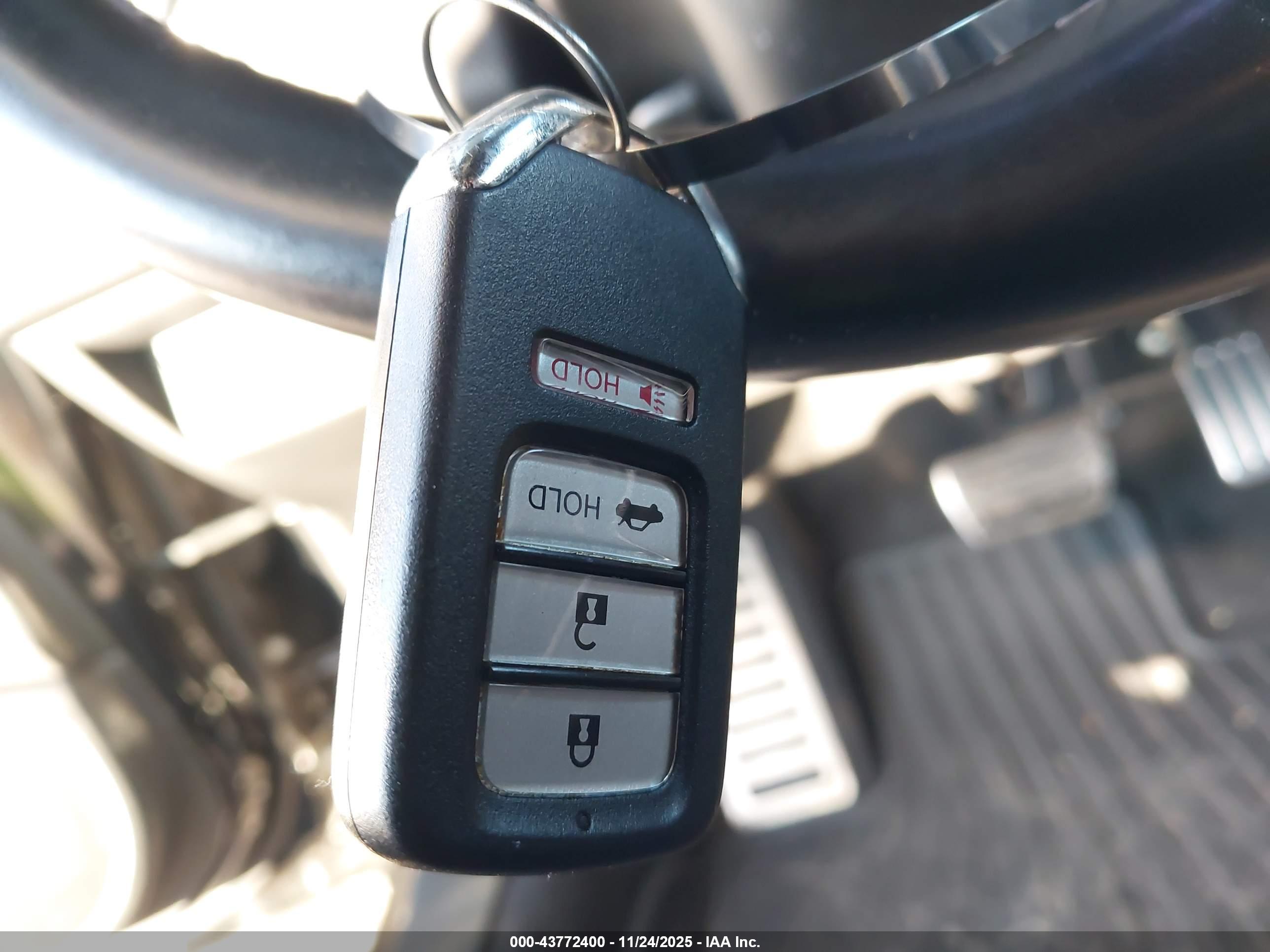 HONDA ACCORD image 11