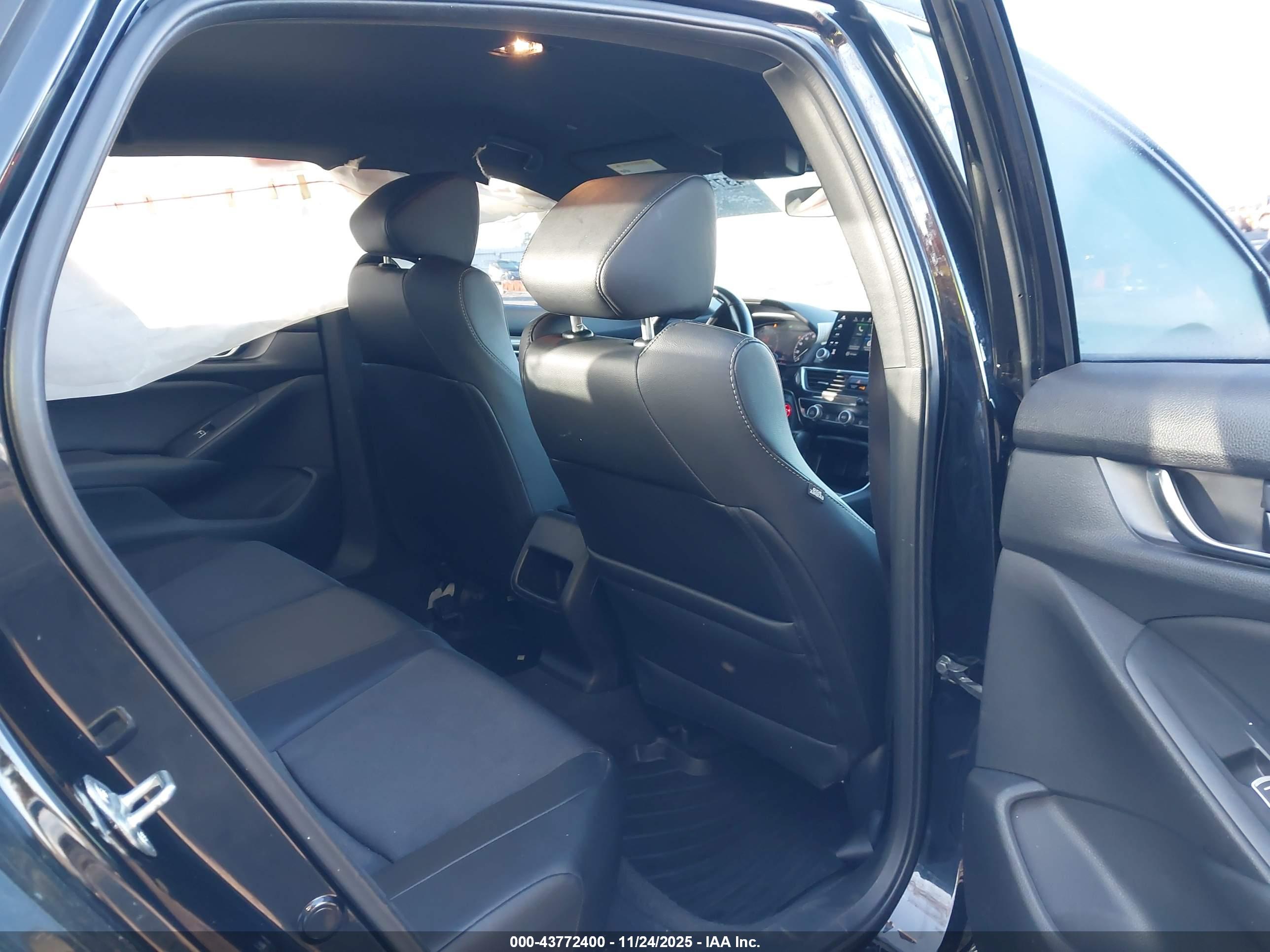 HONDA ACCORD image 8