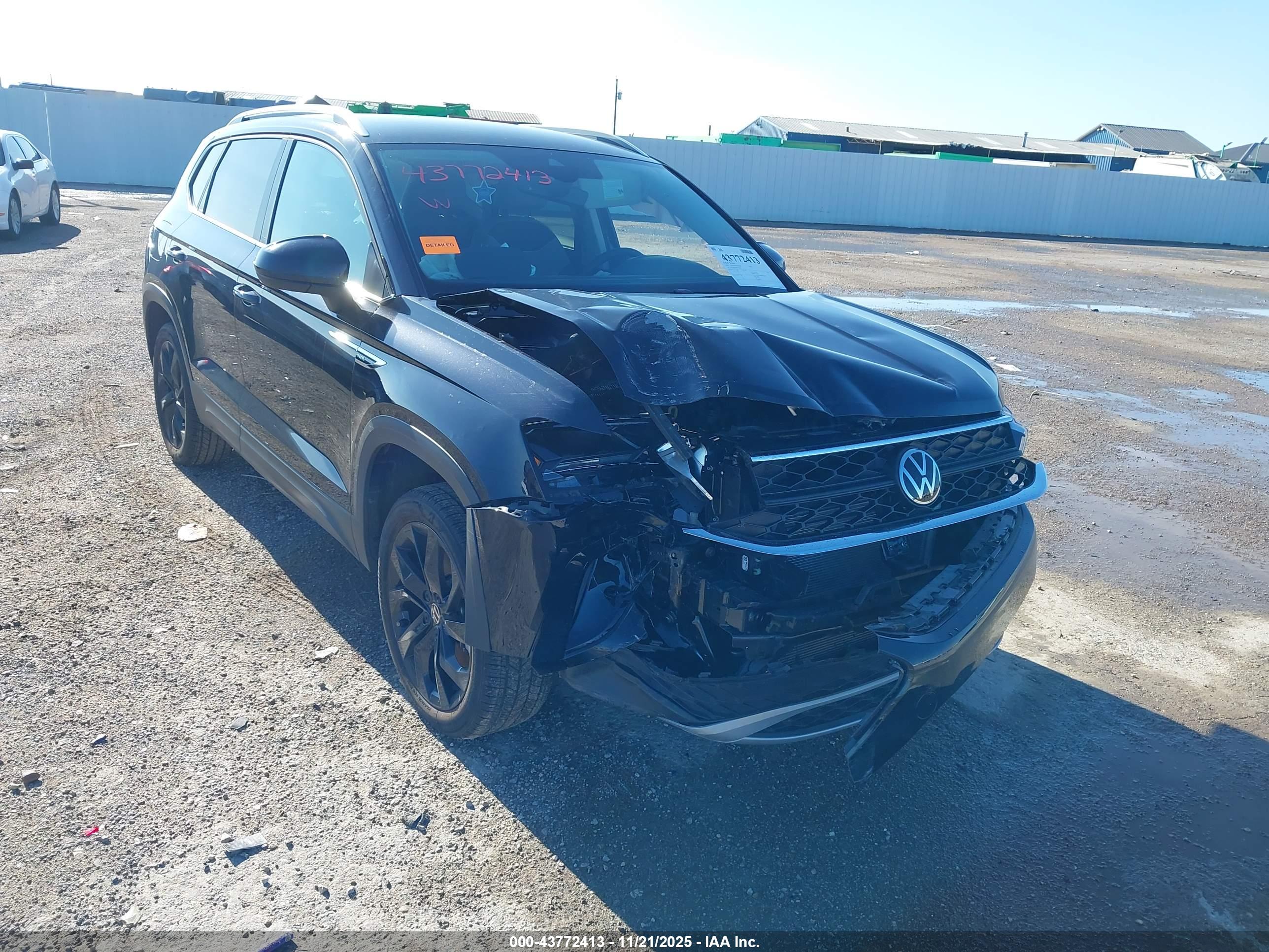 VOLKSWAGEN TAOS image 6