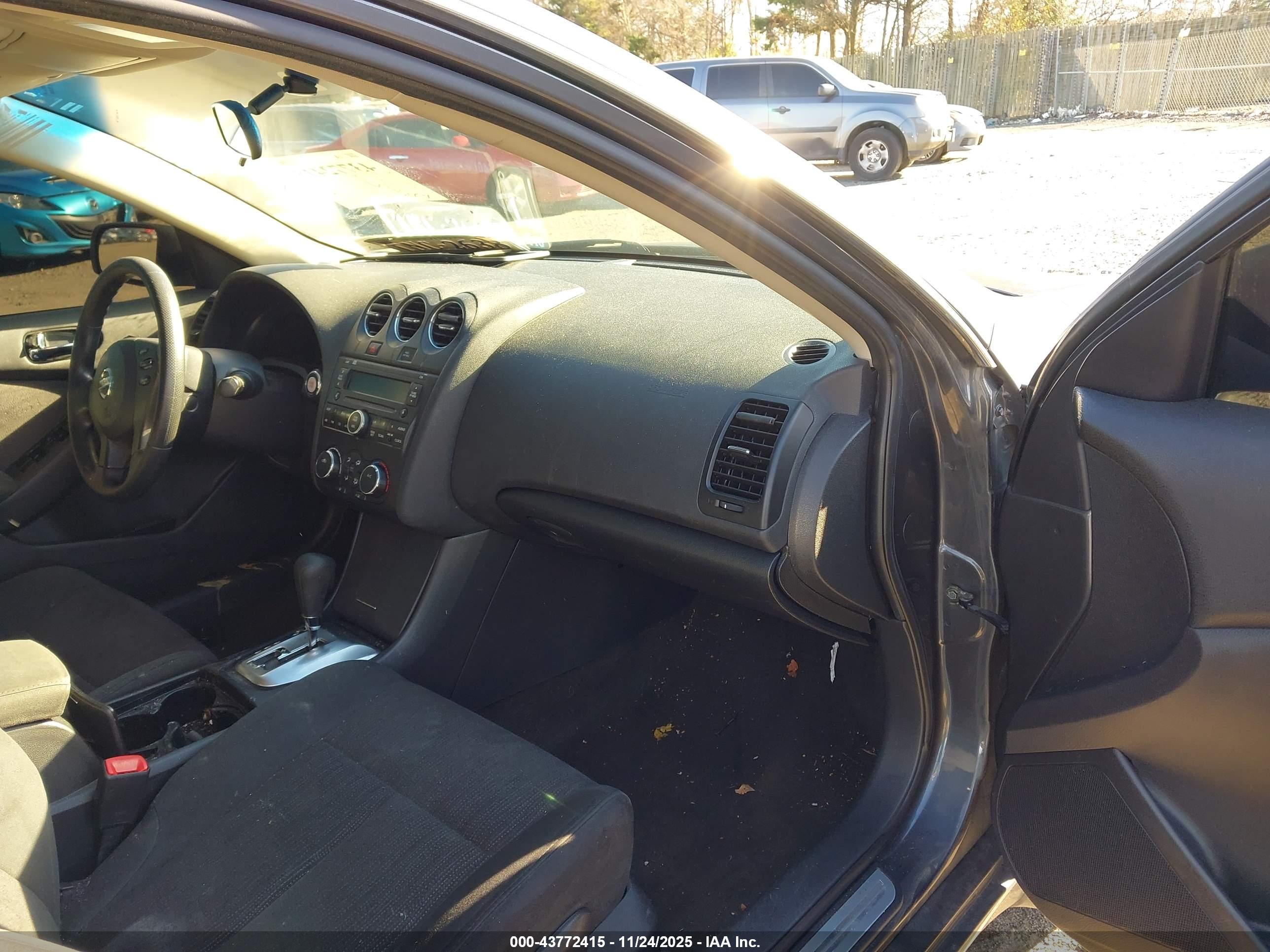 NISSAN ALTIMA image 5