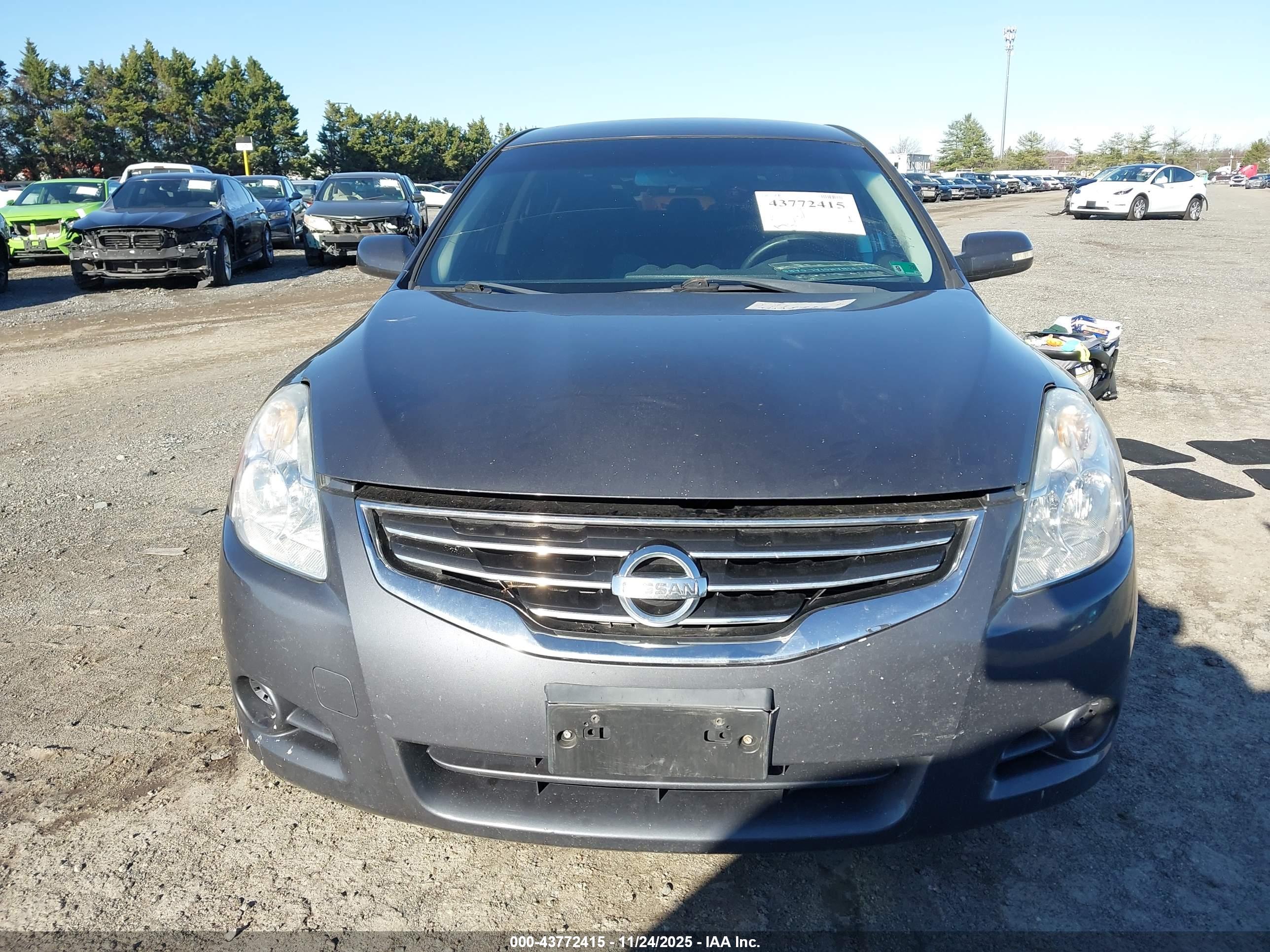 NISSAN ALTIMA image 6