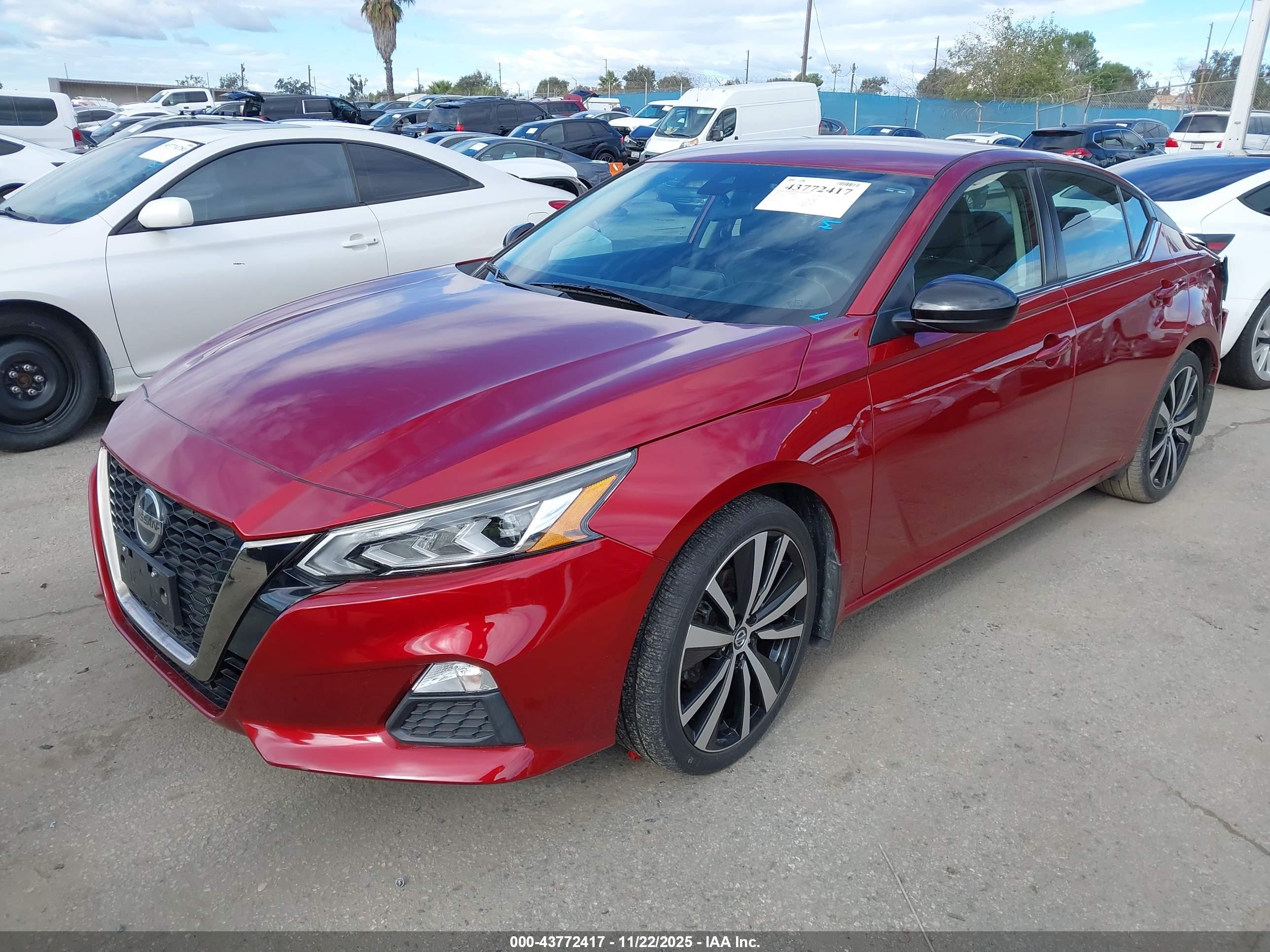 NISSAN ALTIMA image 2