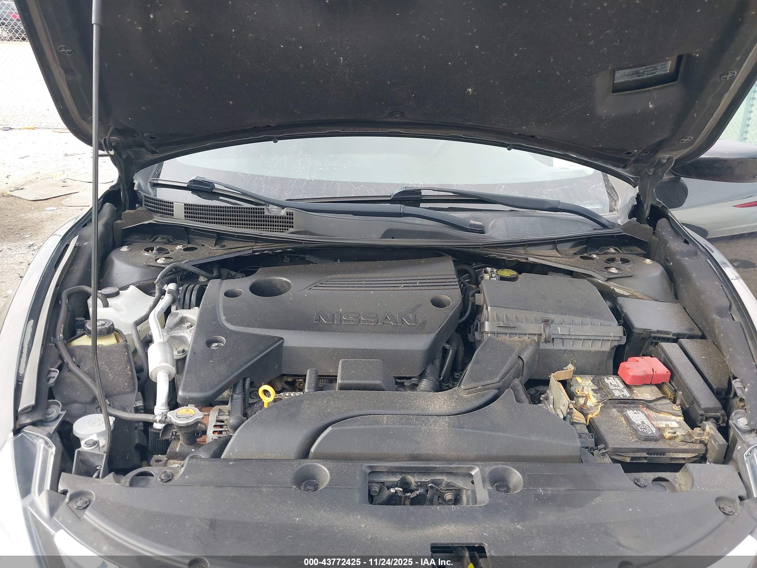 NISSAN ALTIMA image 10