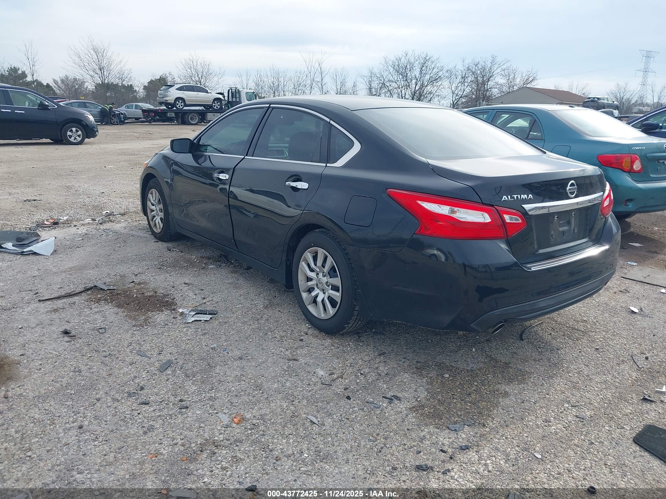NISSAN ALTIMA image 3
