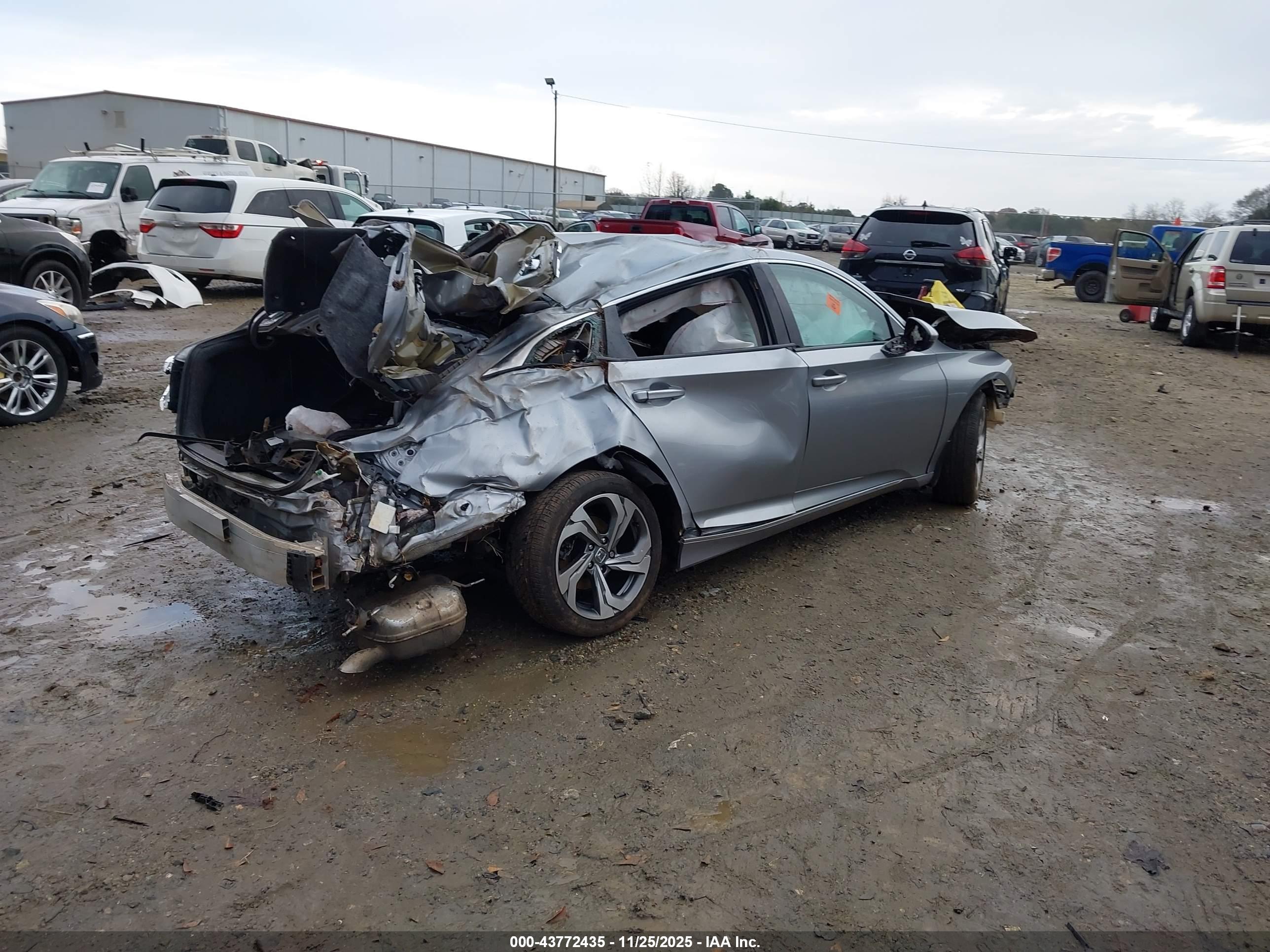 HONDA ACCORD image 4