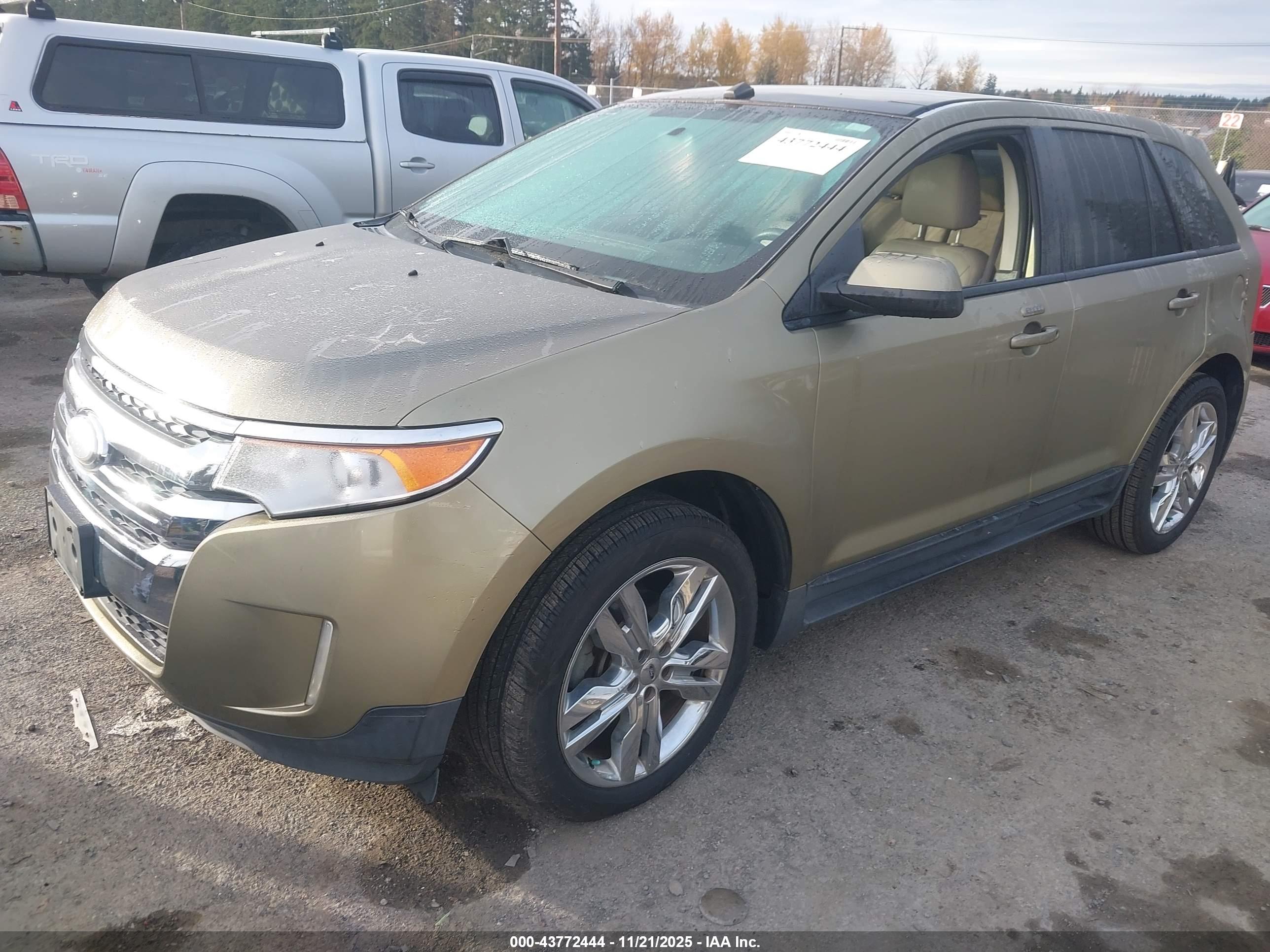 FORD EDGE image 2