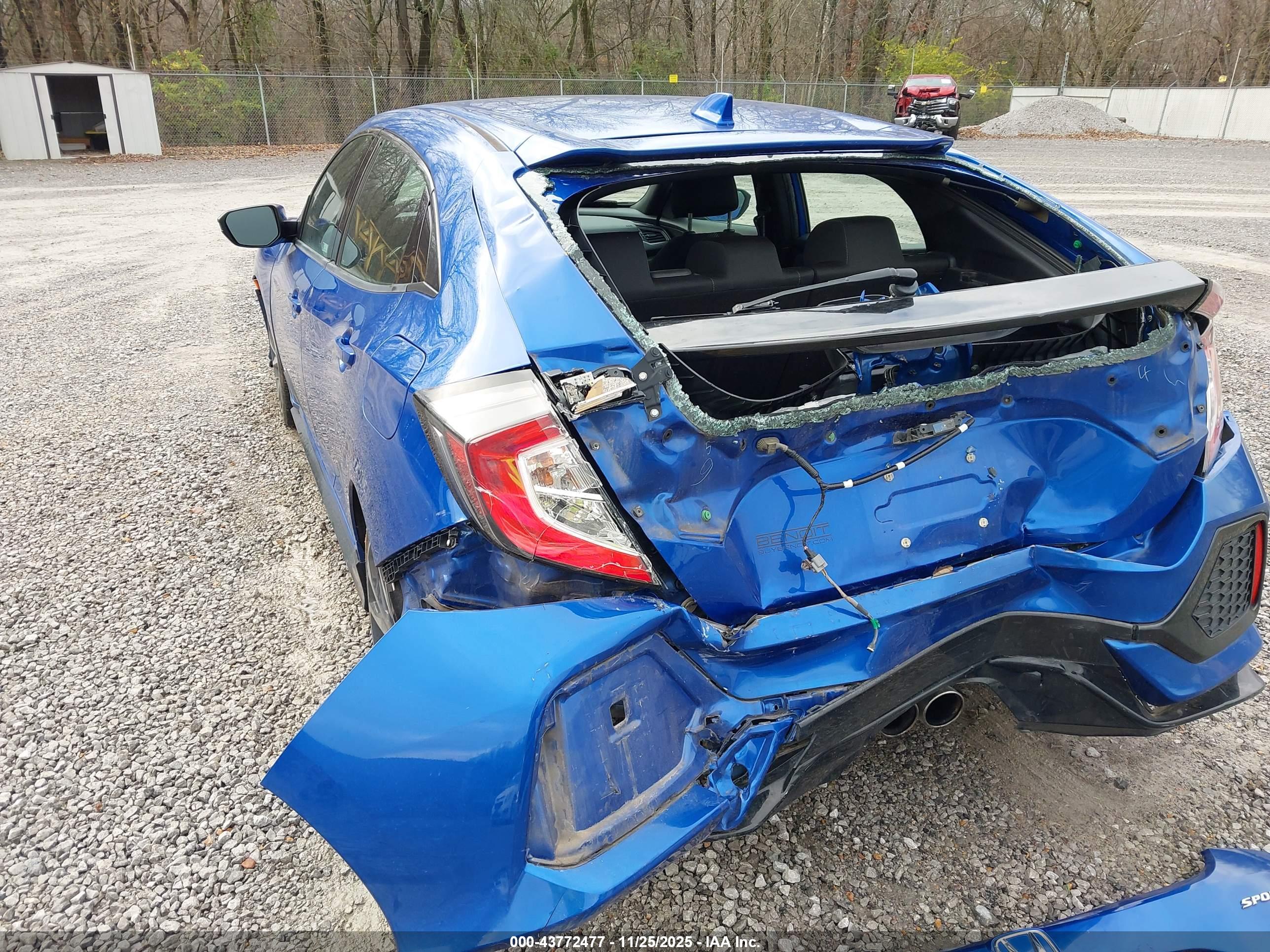 HONDA CIVIC image 6