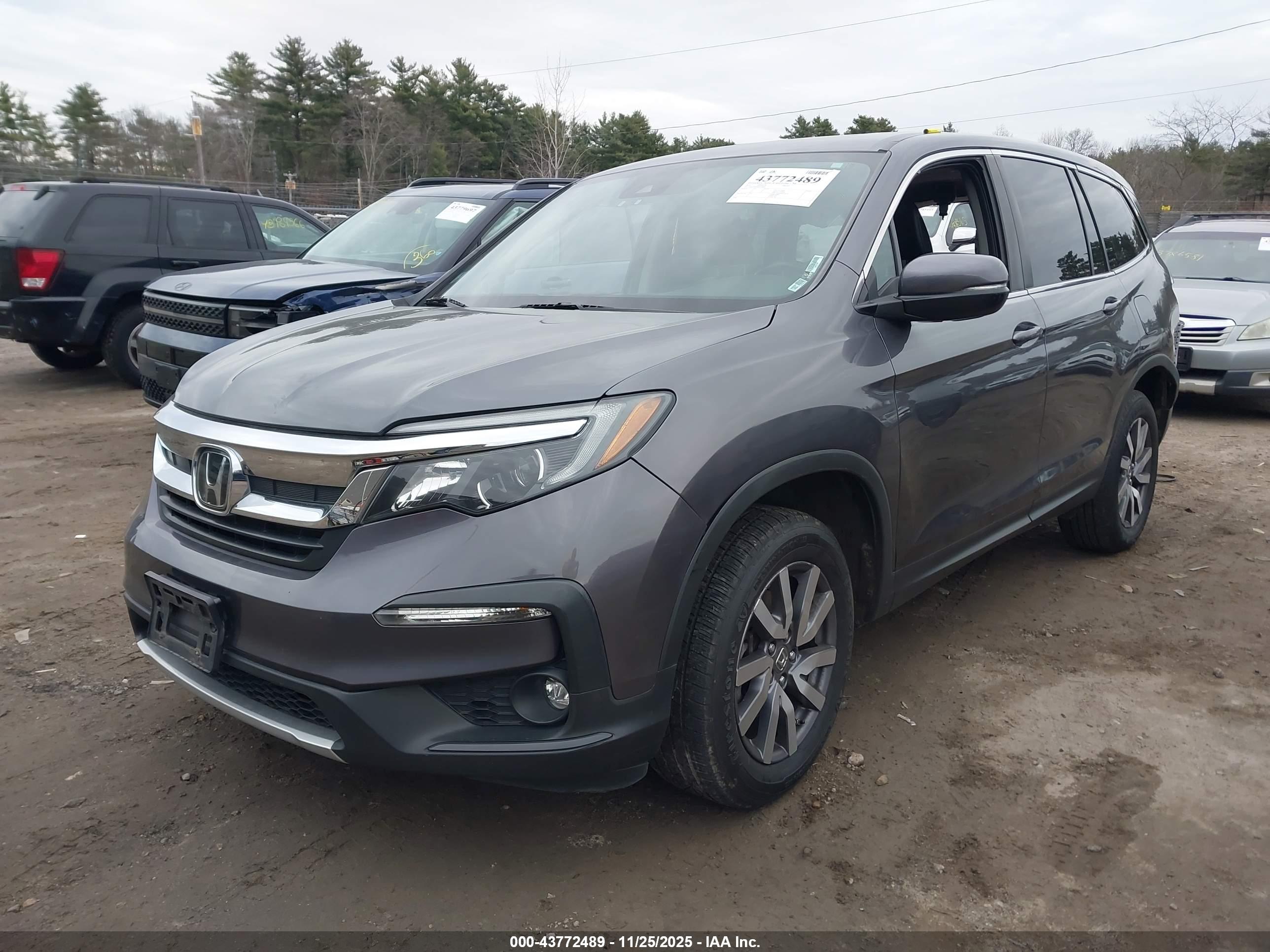 HONDA PILOT image 2