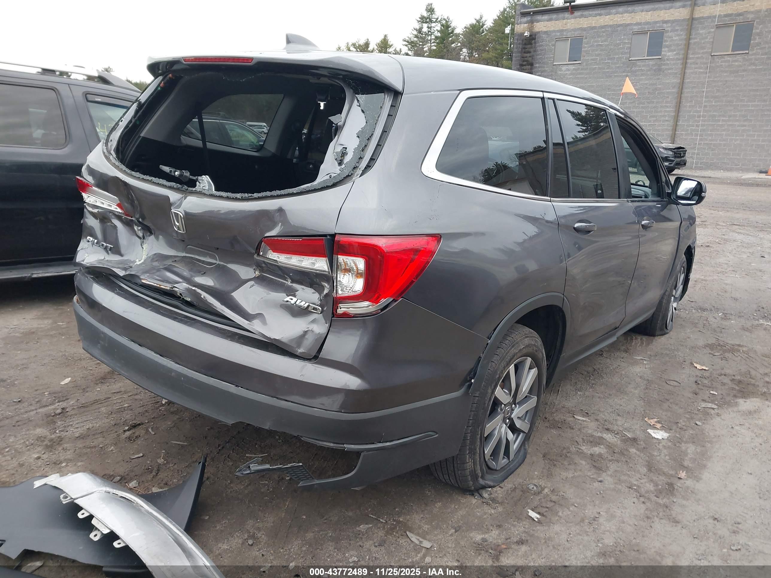 HONDA PILOT image 4