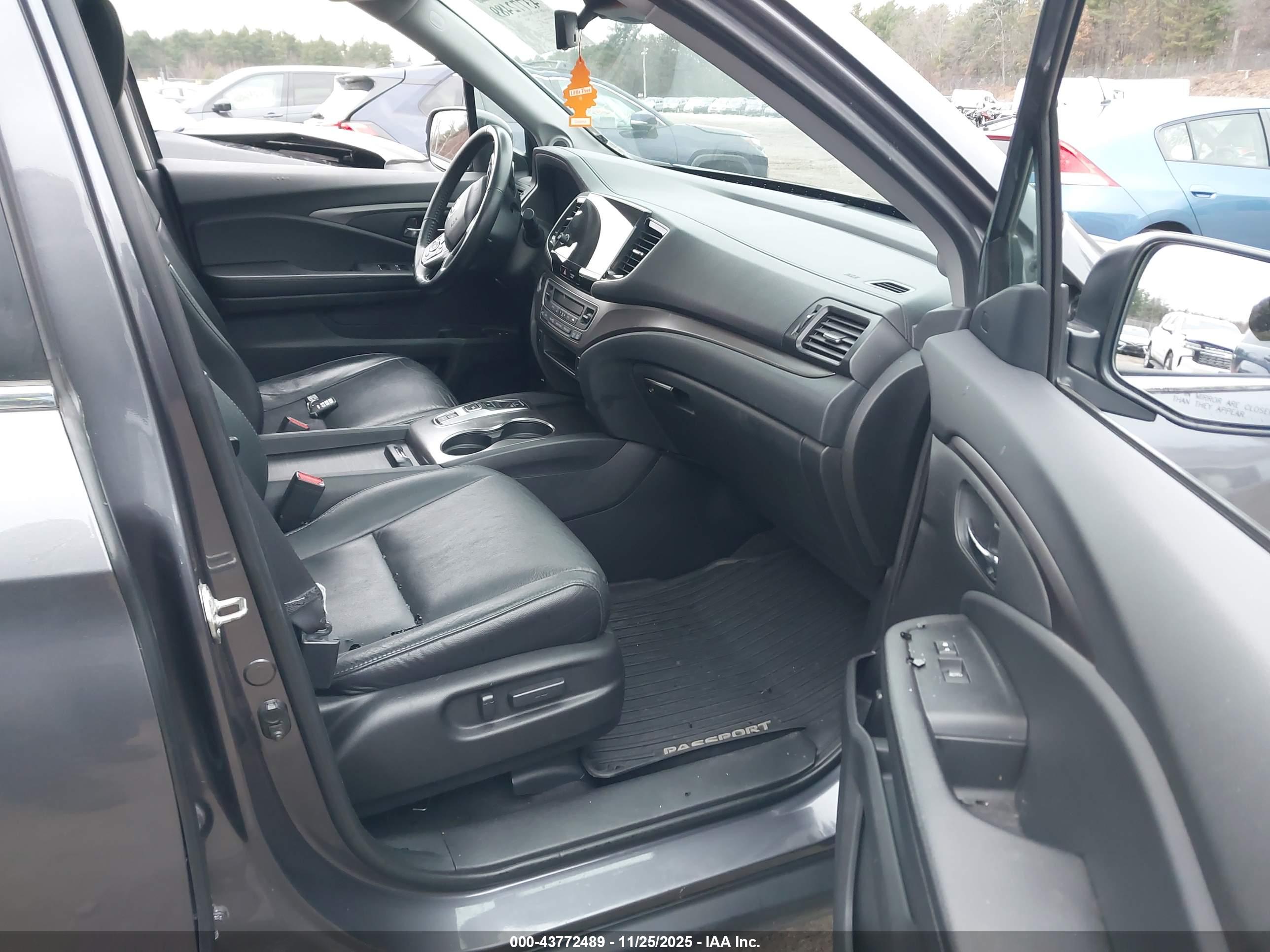 HONDA PILOT image 5