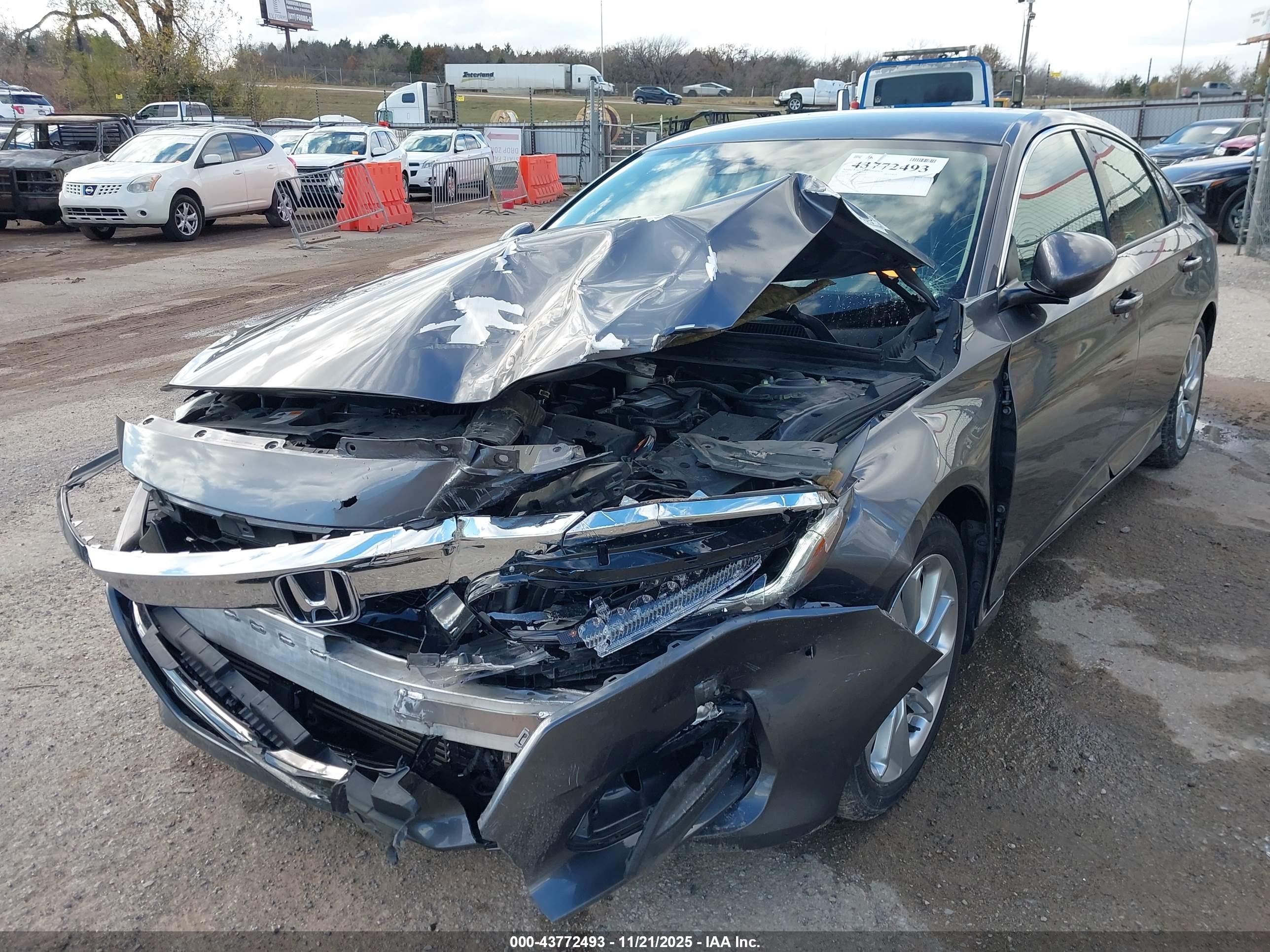 HONDA ACCORD image 6