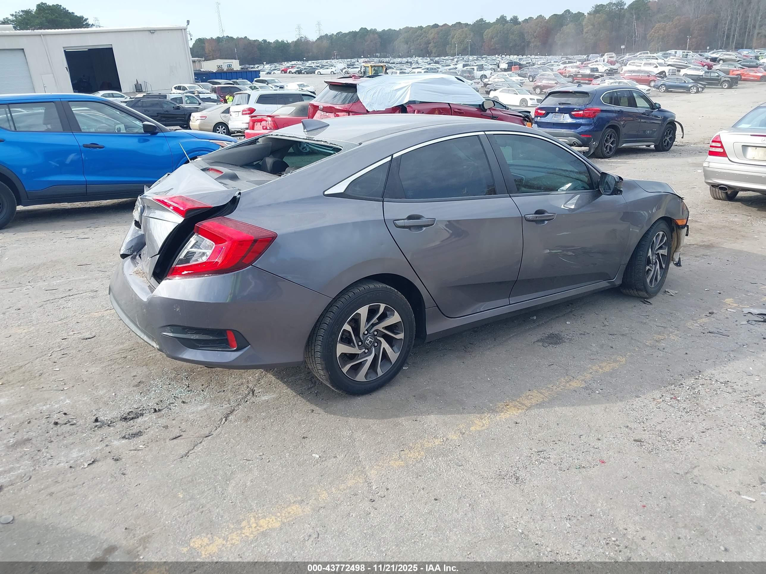 HONDA CIVIC image 4
