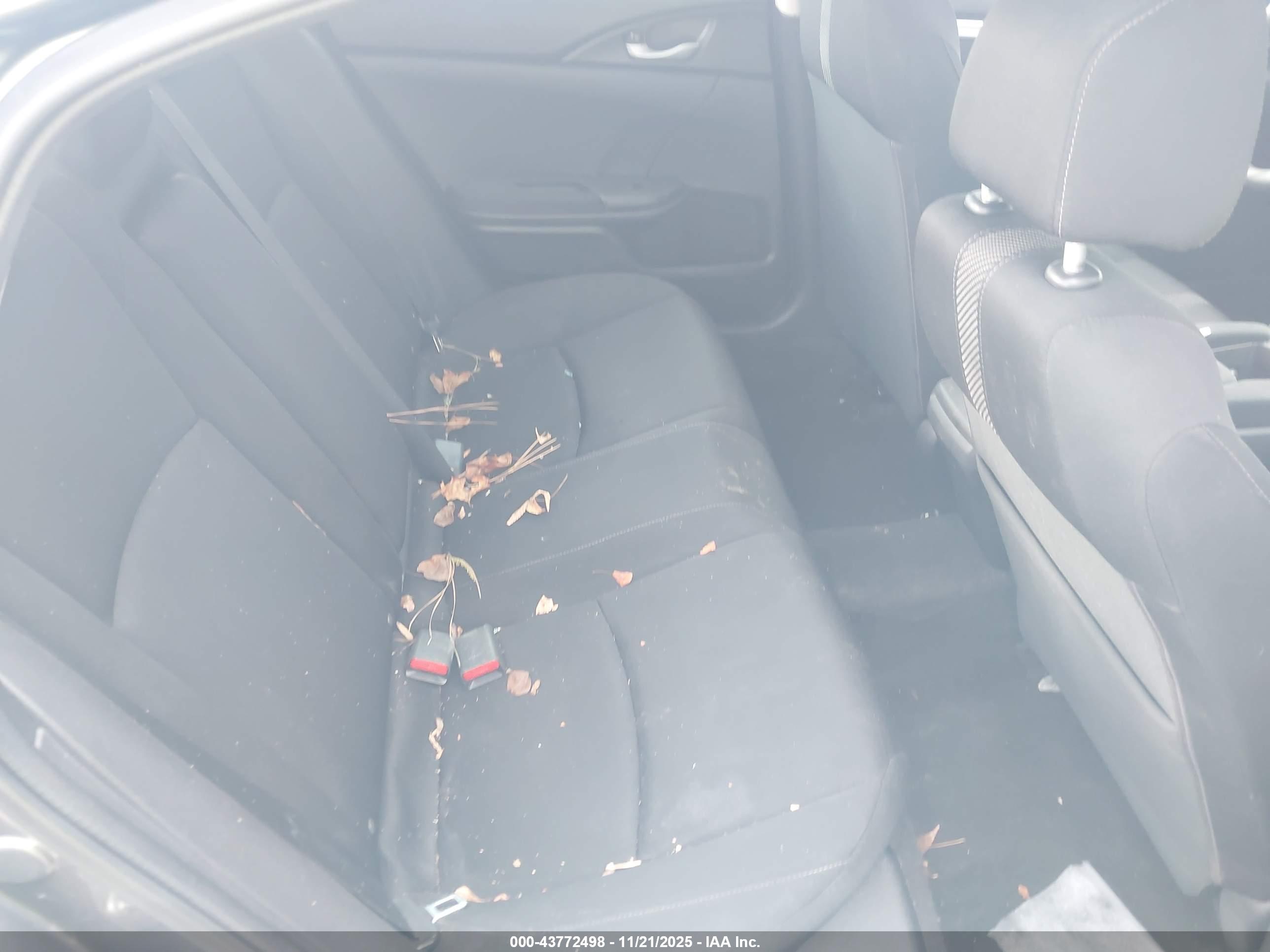HONDA CIVIC image 8