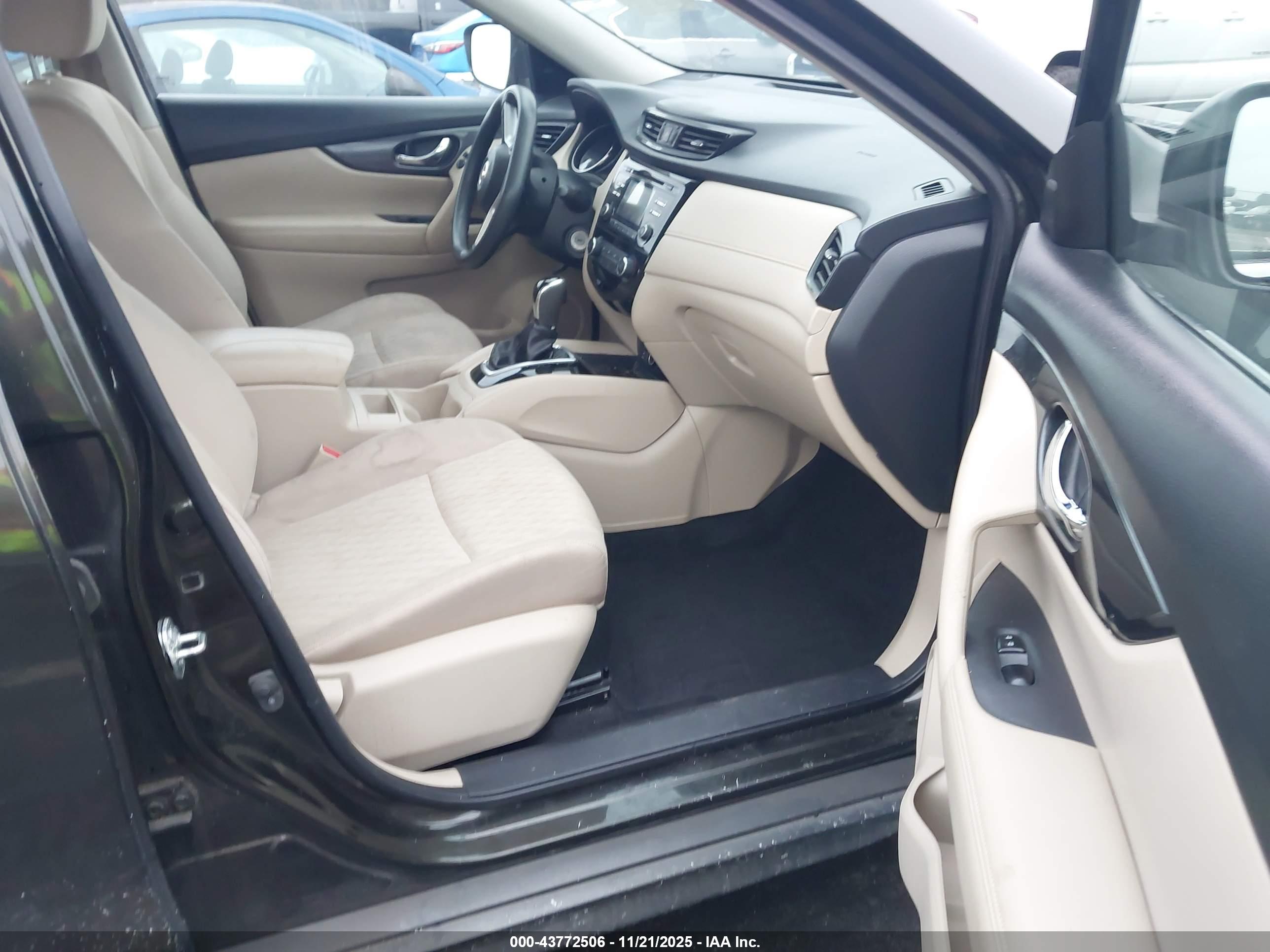 NISSAN ROGUE image 5
