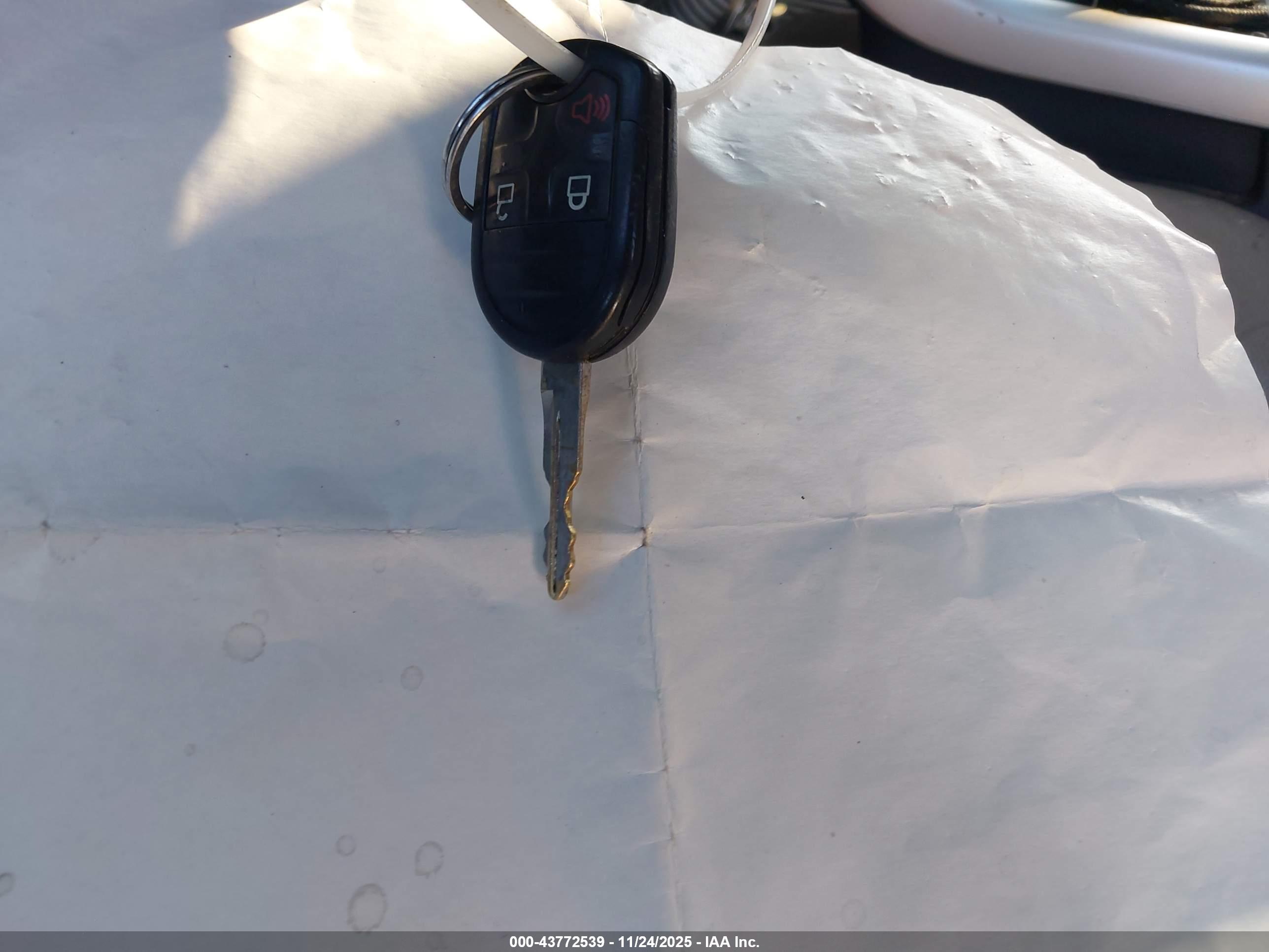 FORD EDGE image 11