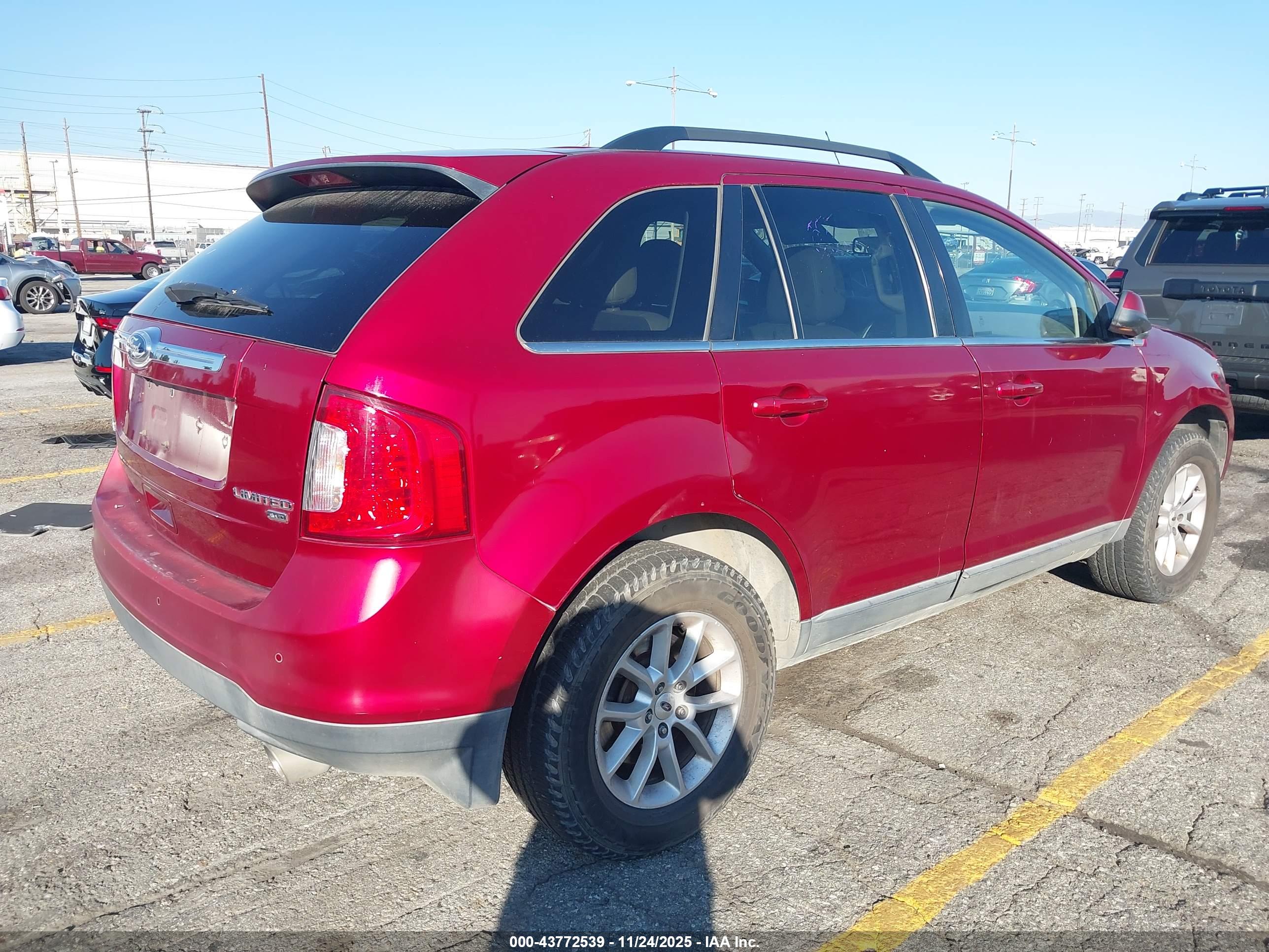 FORD EDGE image 4