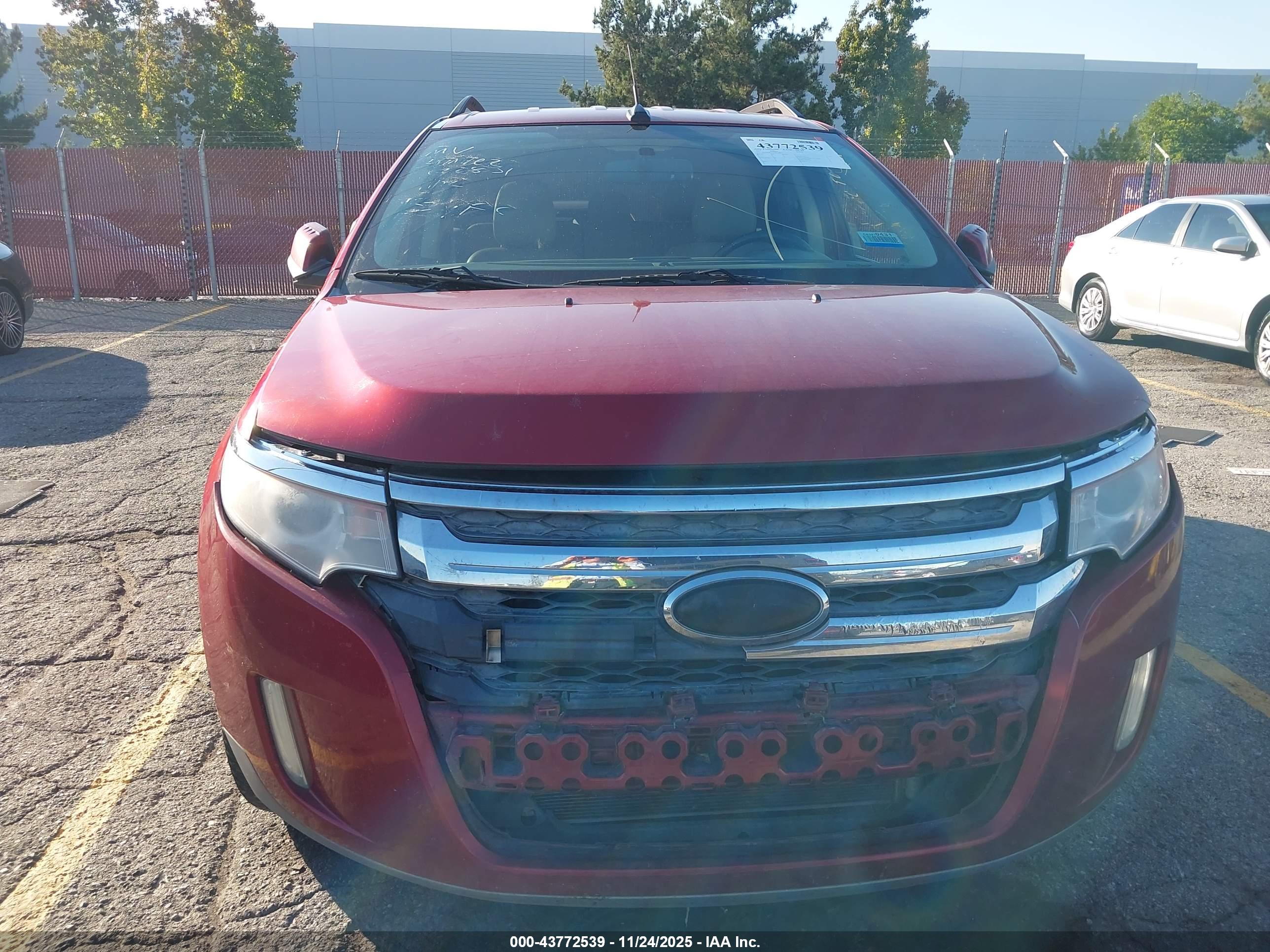 FORD EDGE image 6