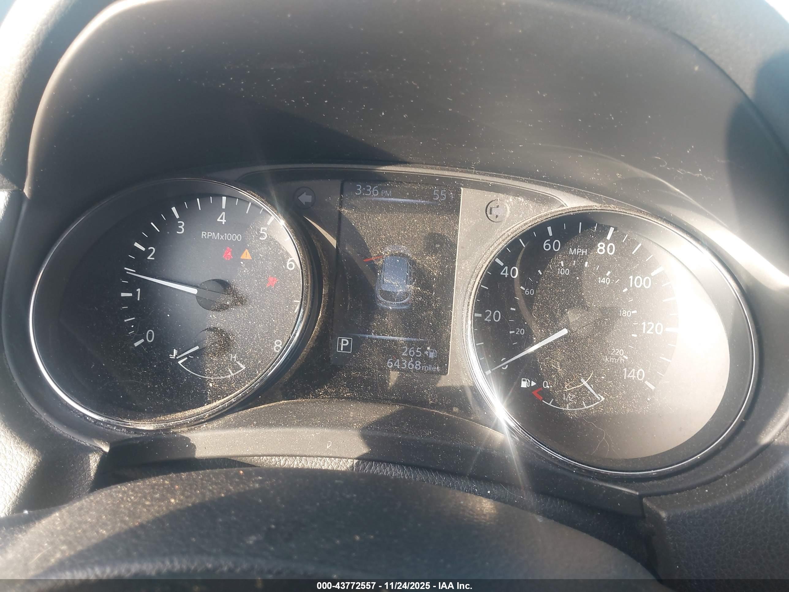 NISSAN ROGUE image 7
