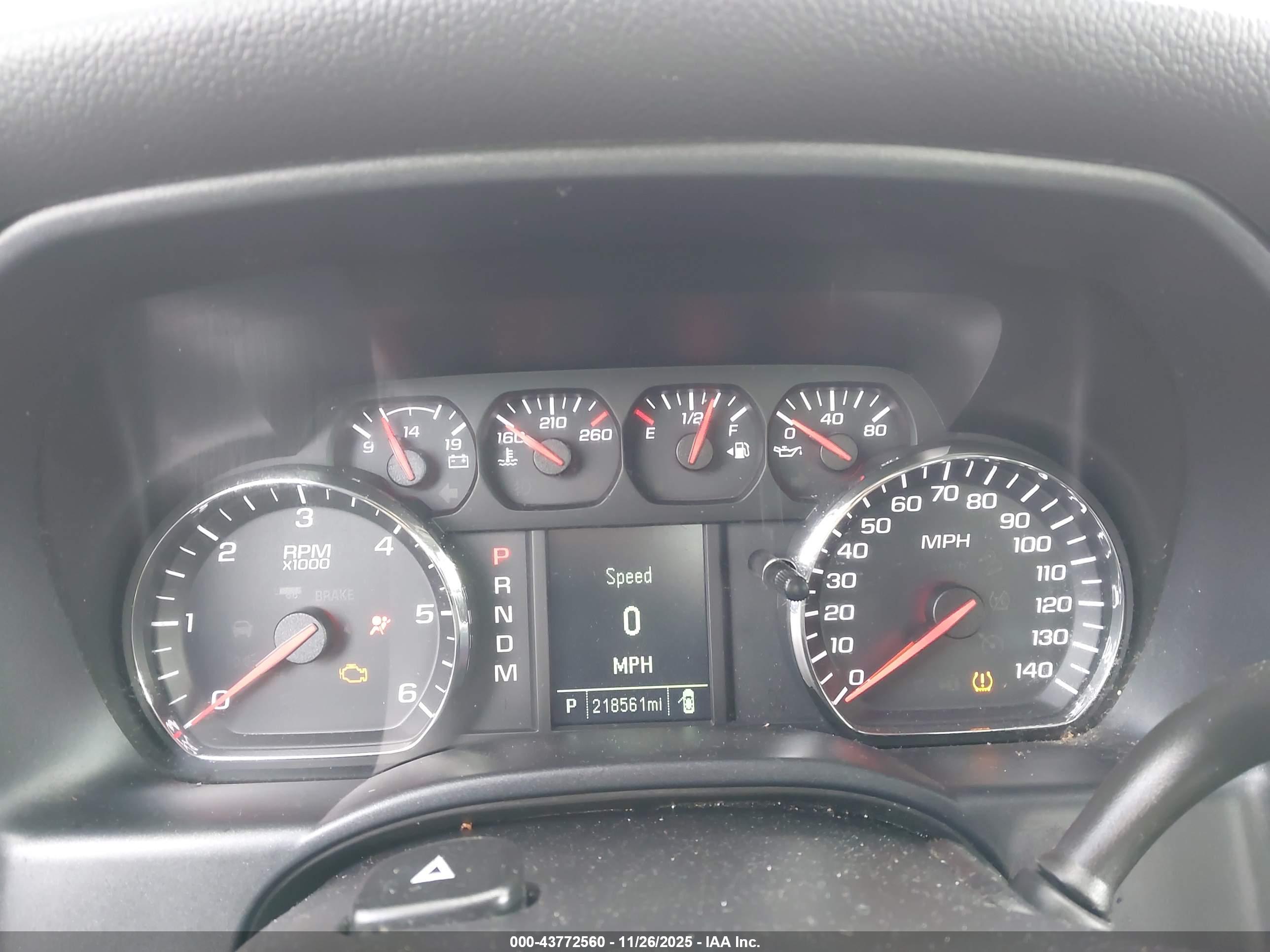 CHEVROLET SILVERADO image 7
