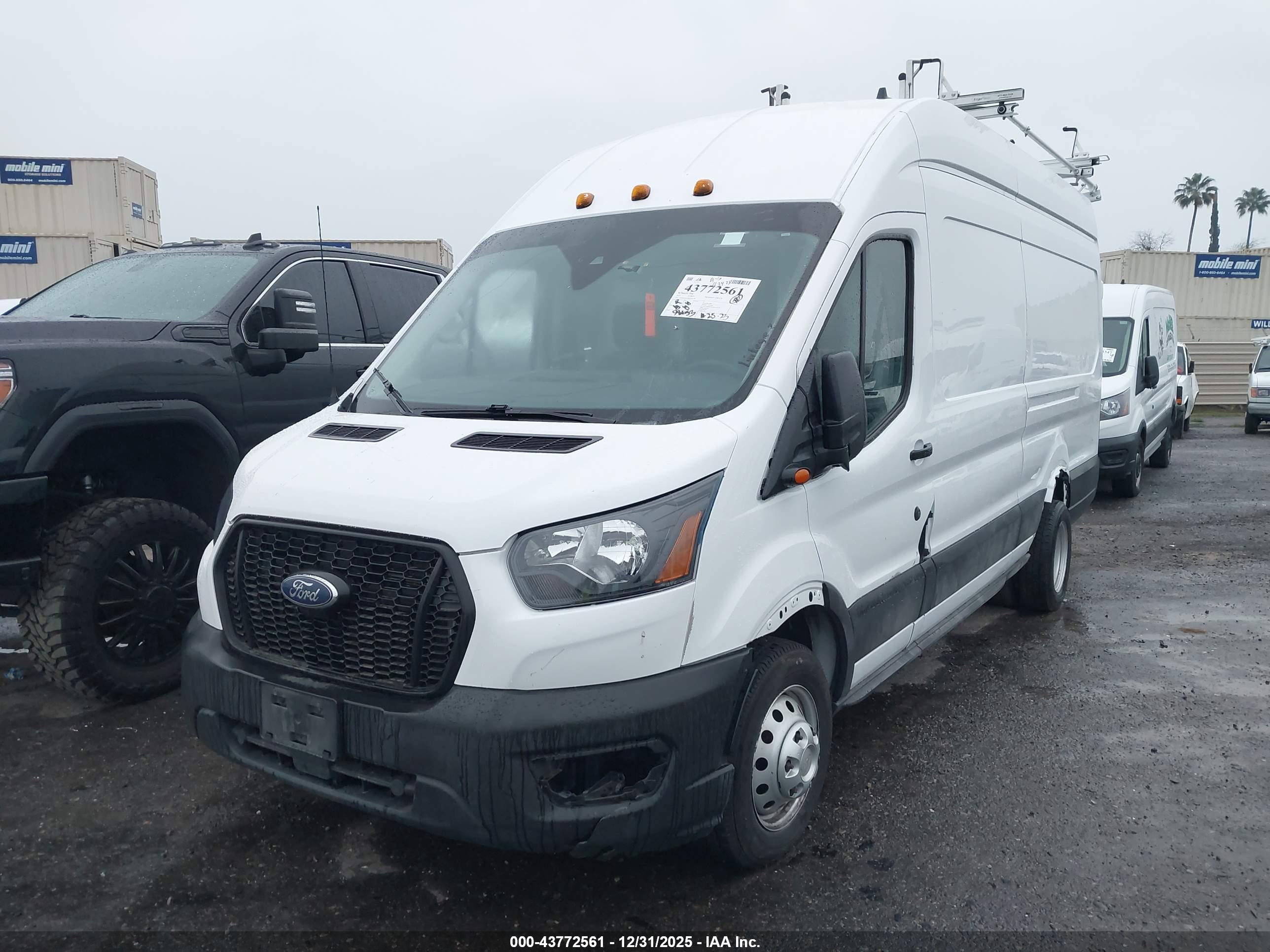 FORD TRANSIT-350 image 2