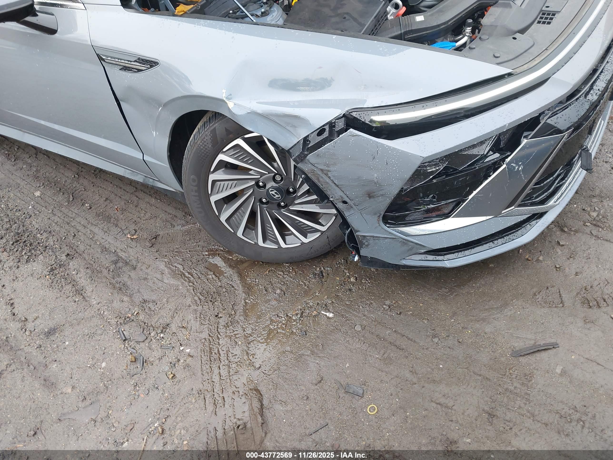 HYUNDAI SONATA image 6