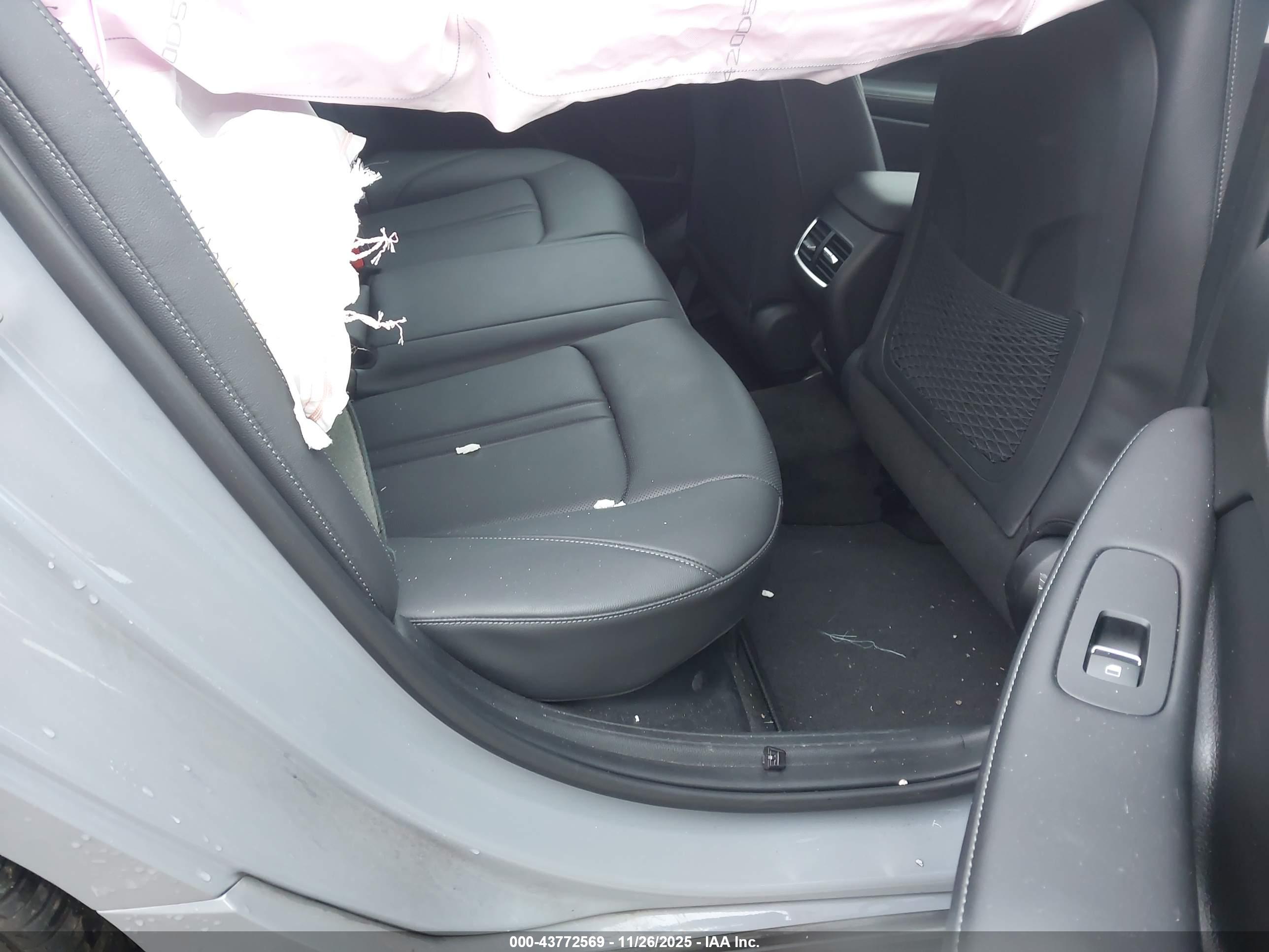 HYUNDAI SONATA image 8