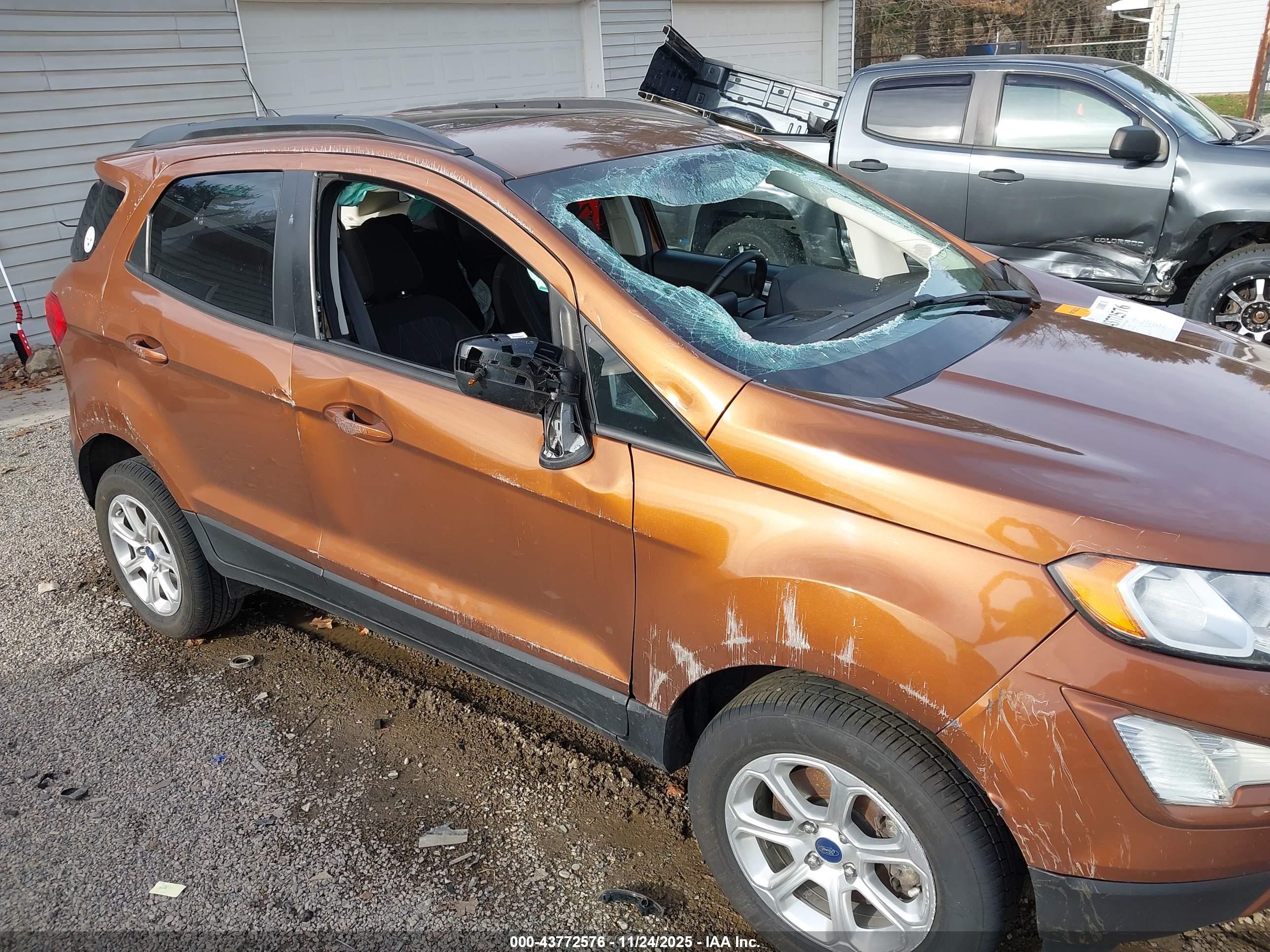 FORD ECOSPORT image 6