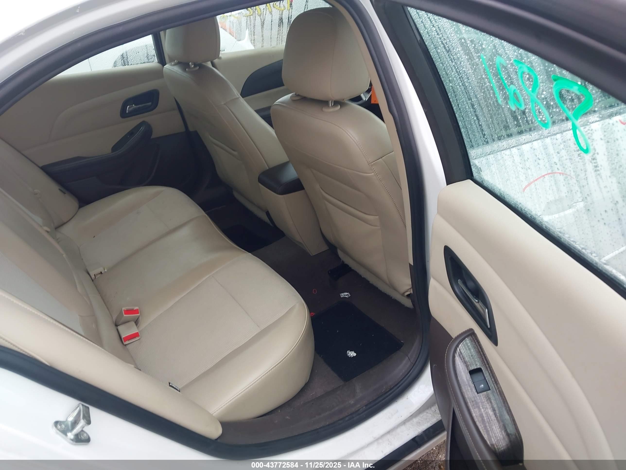 CHEVROLET MALIBU image 8