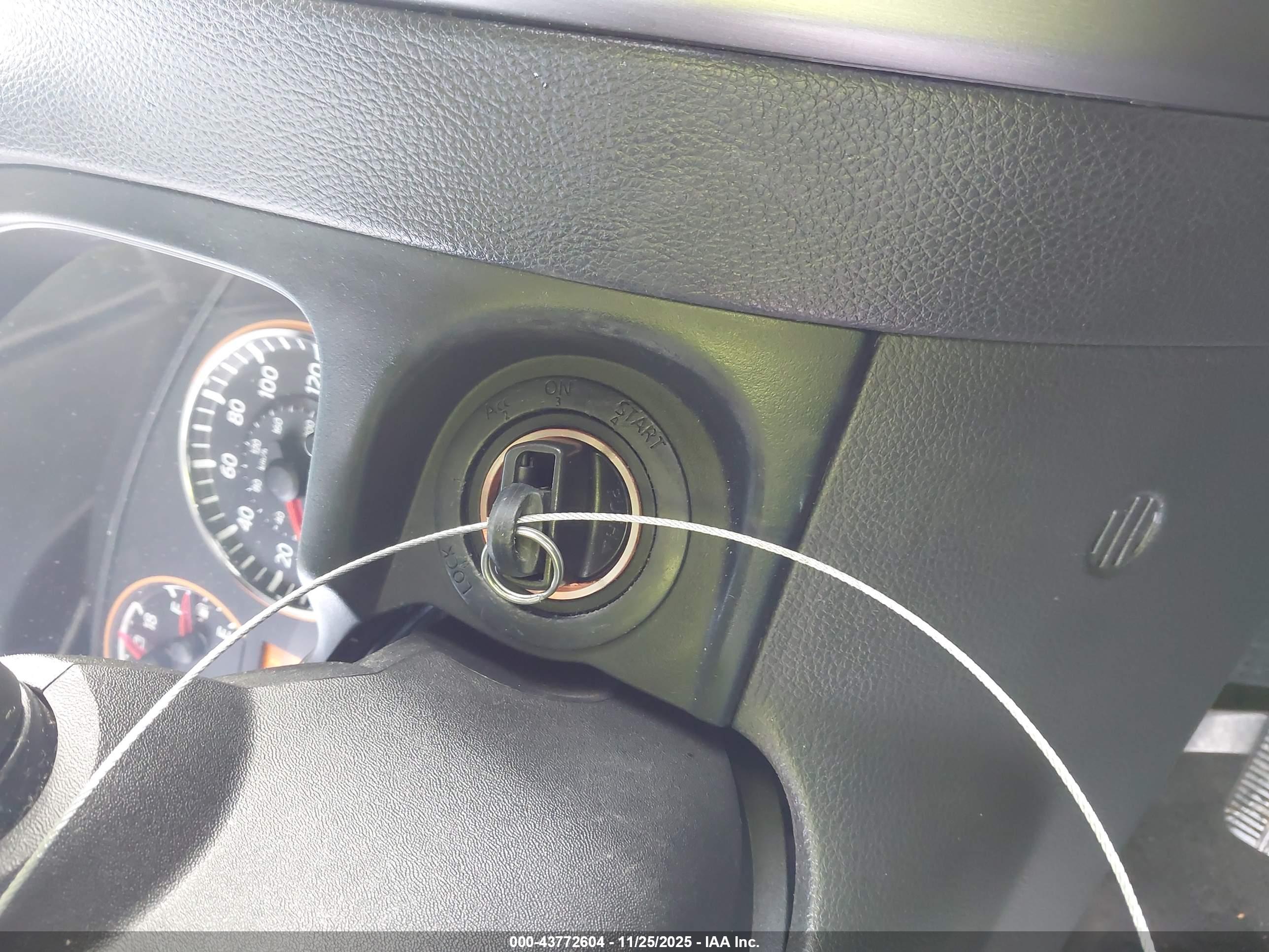 NISSAN ARMADA image 11
