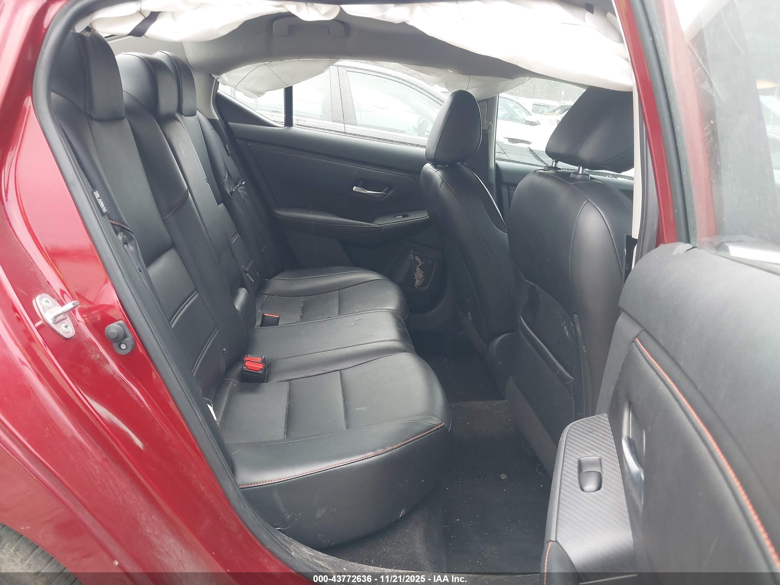 NISSAN SENTRA image 8