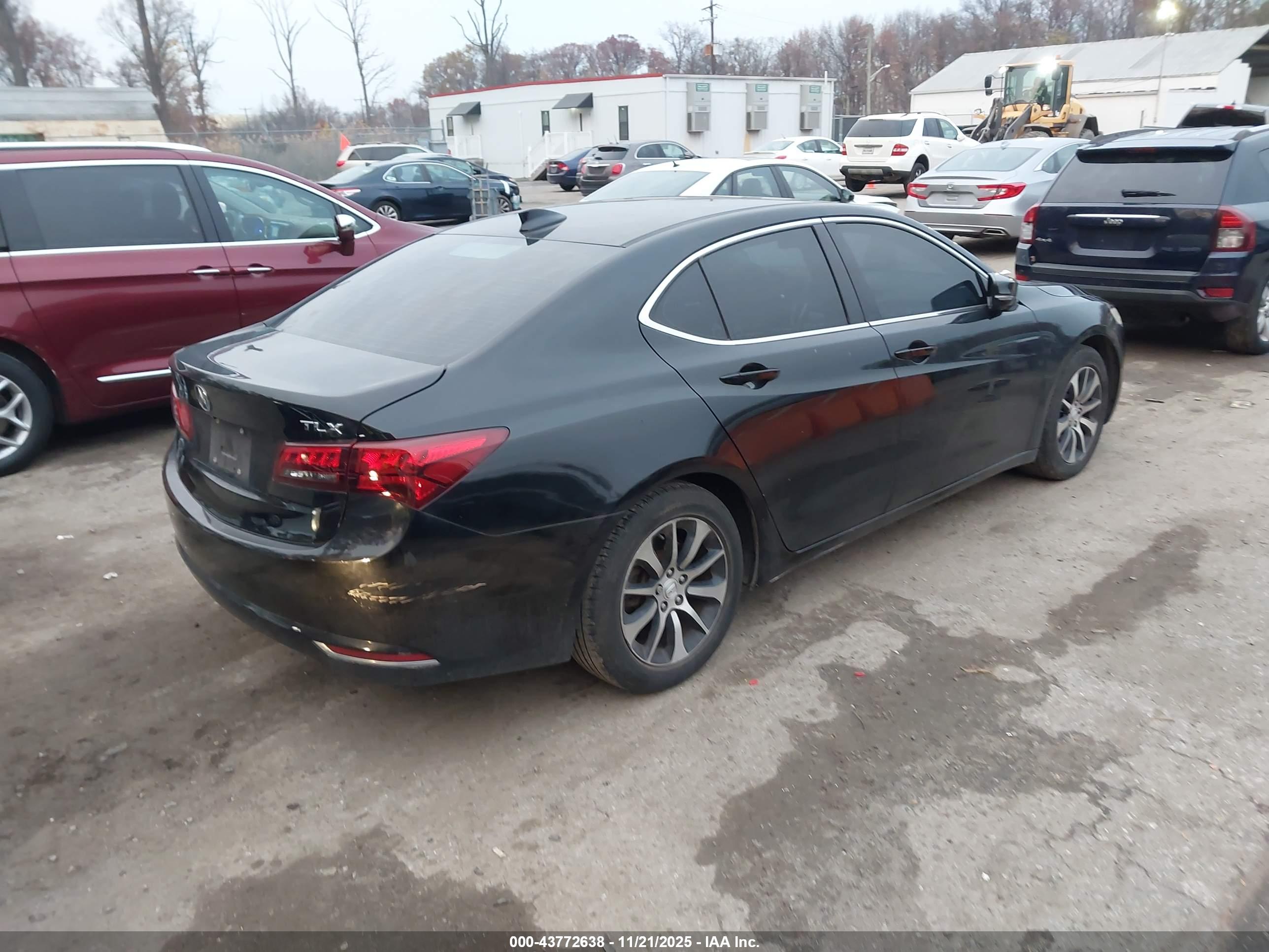 ACURA TLX image 4