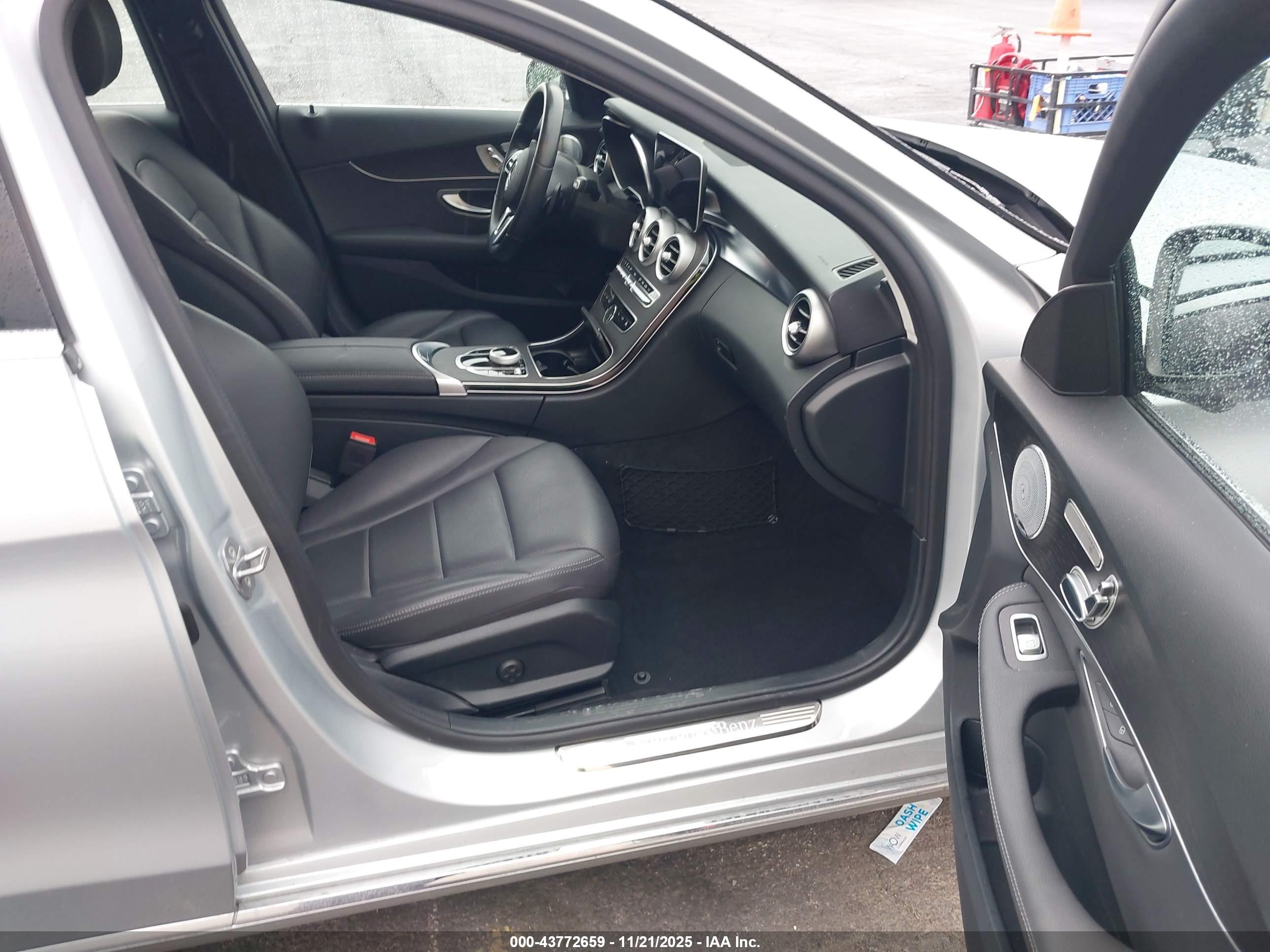 MERCEDES-BENZ C image 5