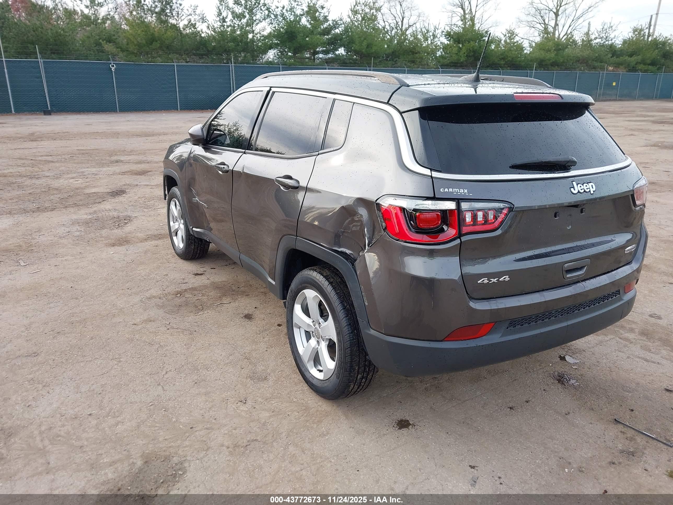 JEEP COMPASS image 3