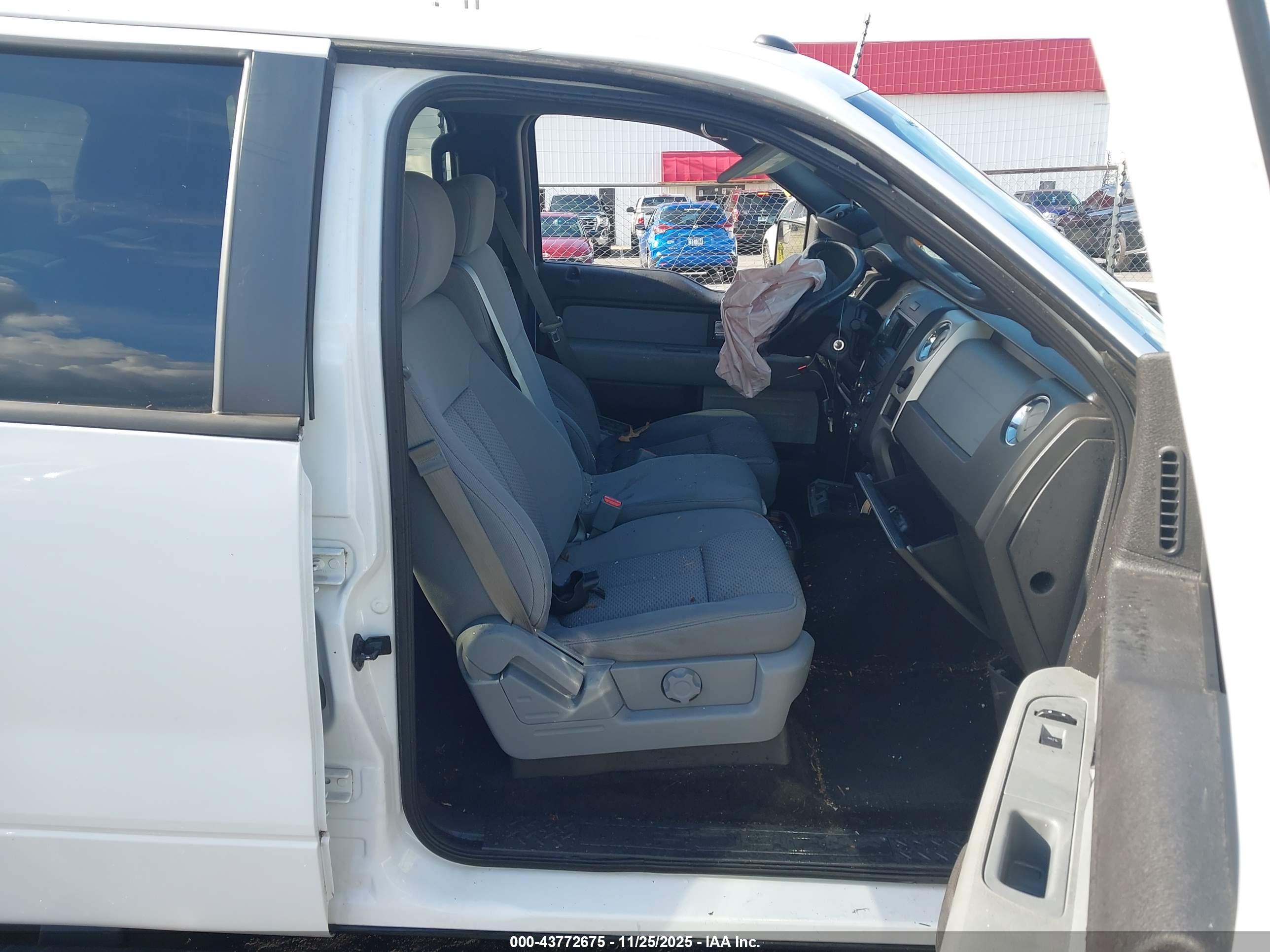 FORD F-150 image 5