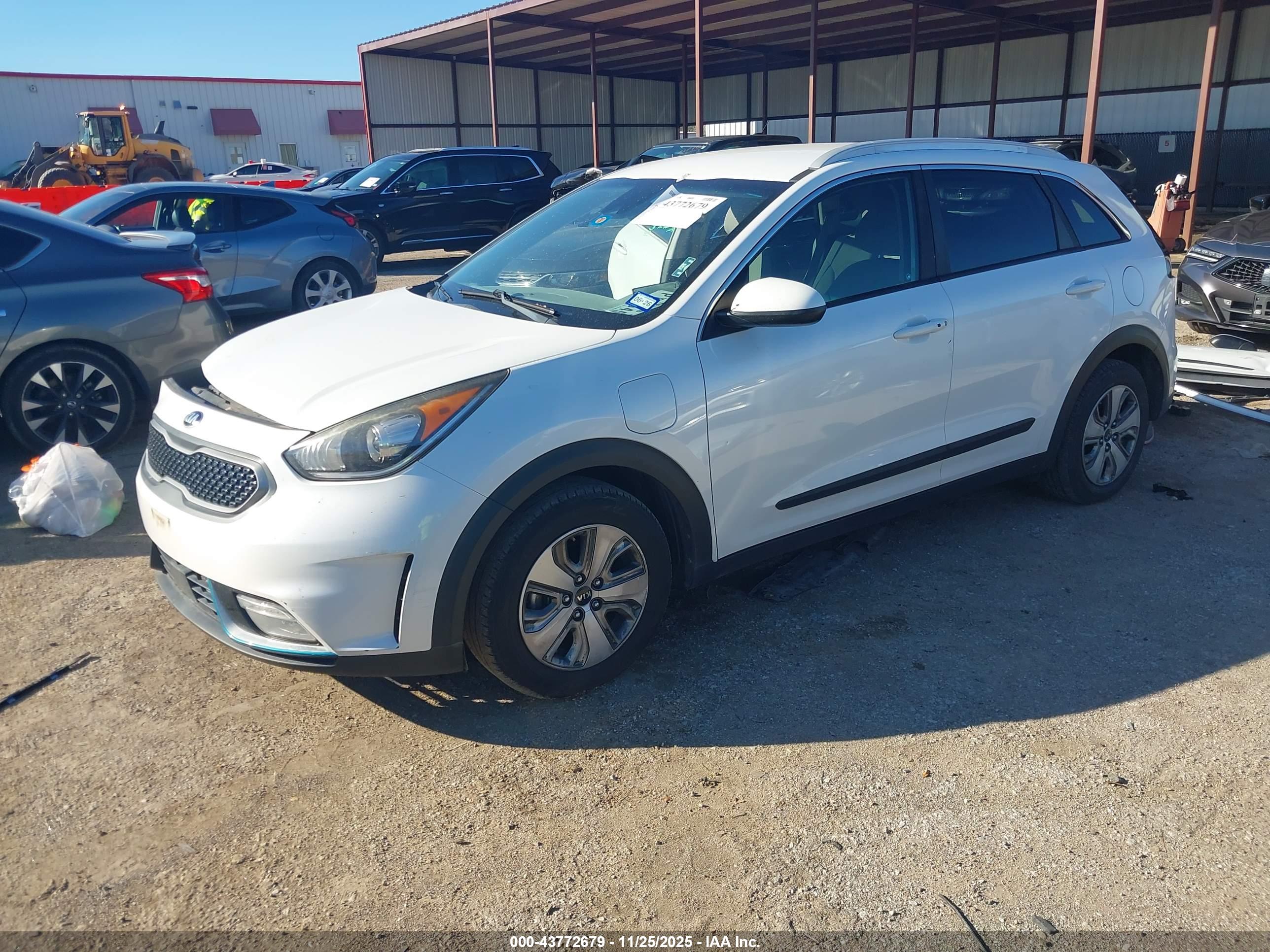 KIA NIRO image 2