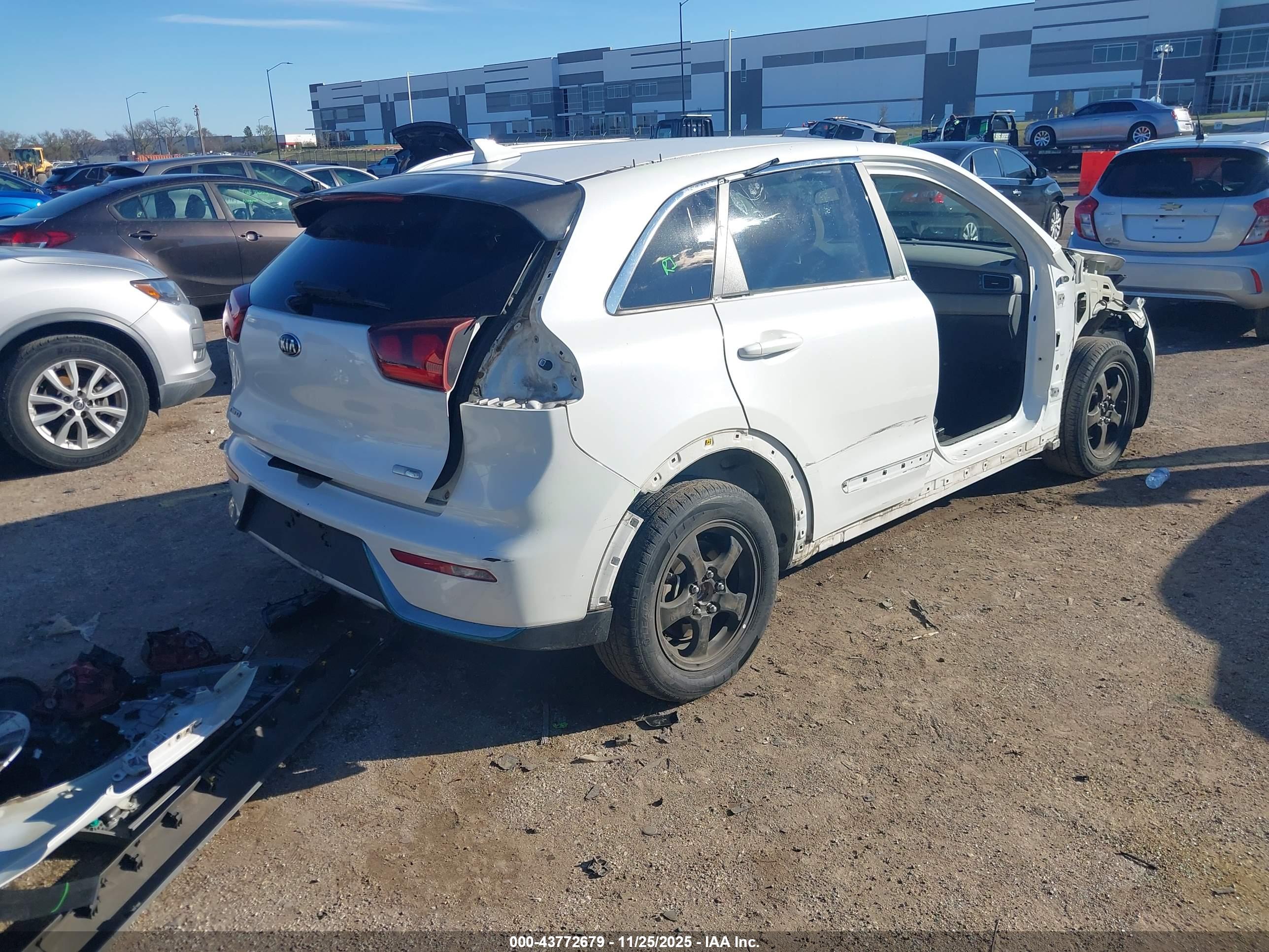 KIA NIRO image 4