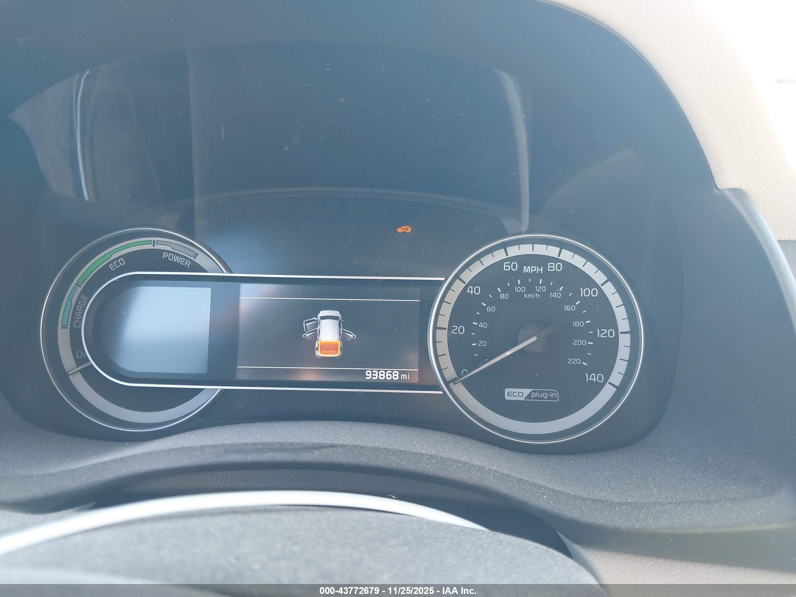 KIA NIRO image 7