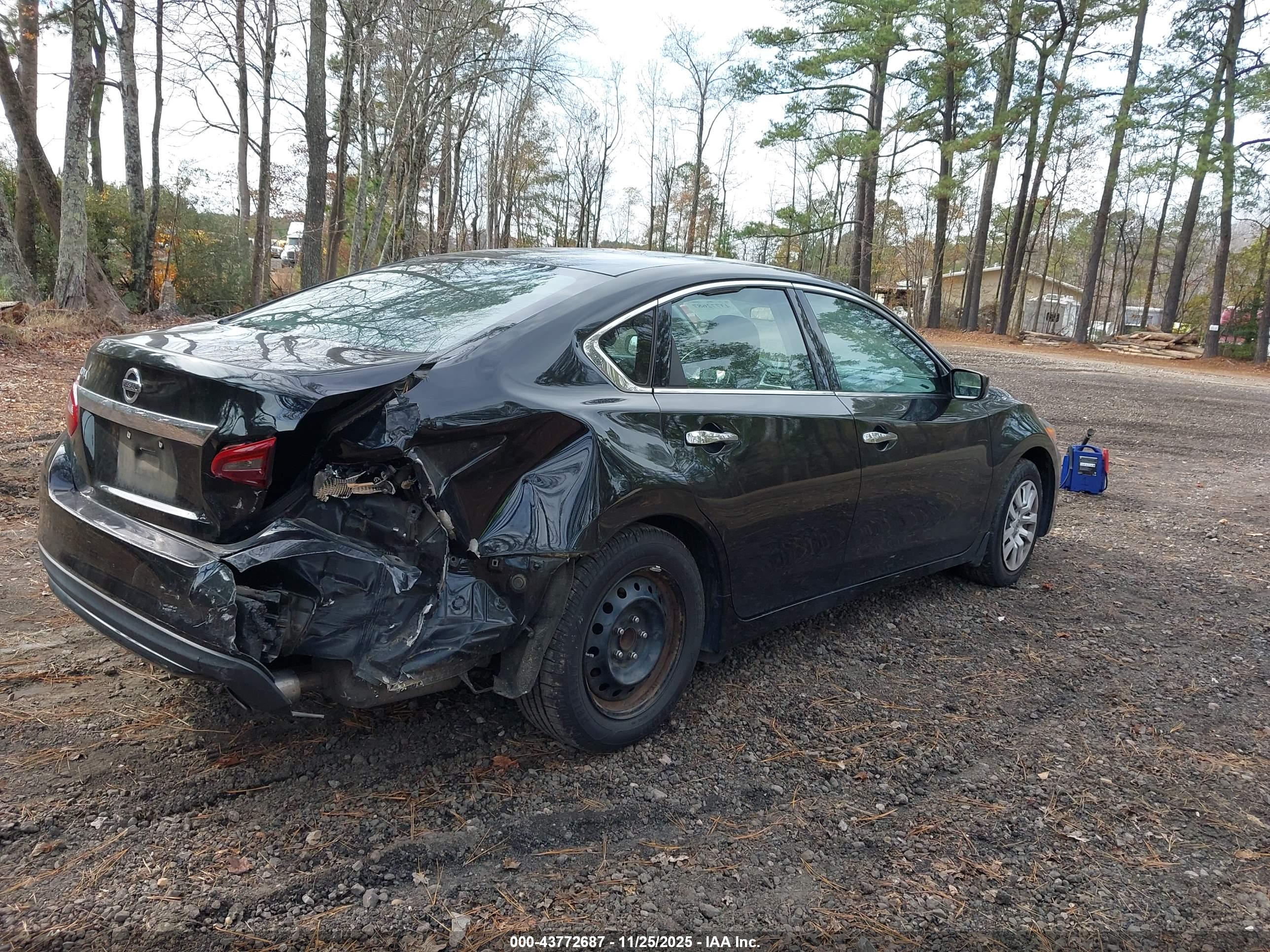 NISSAN ALTIMA image 4