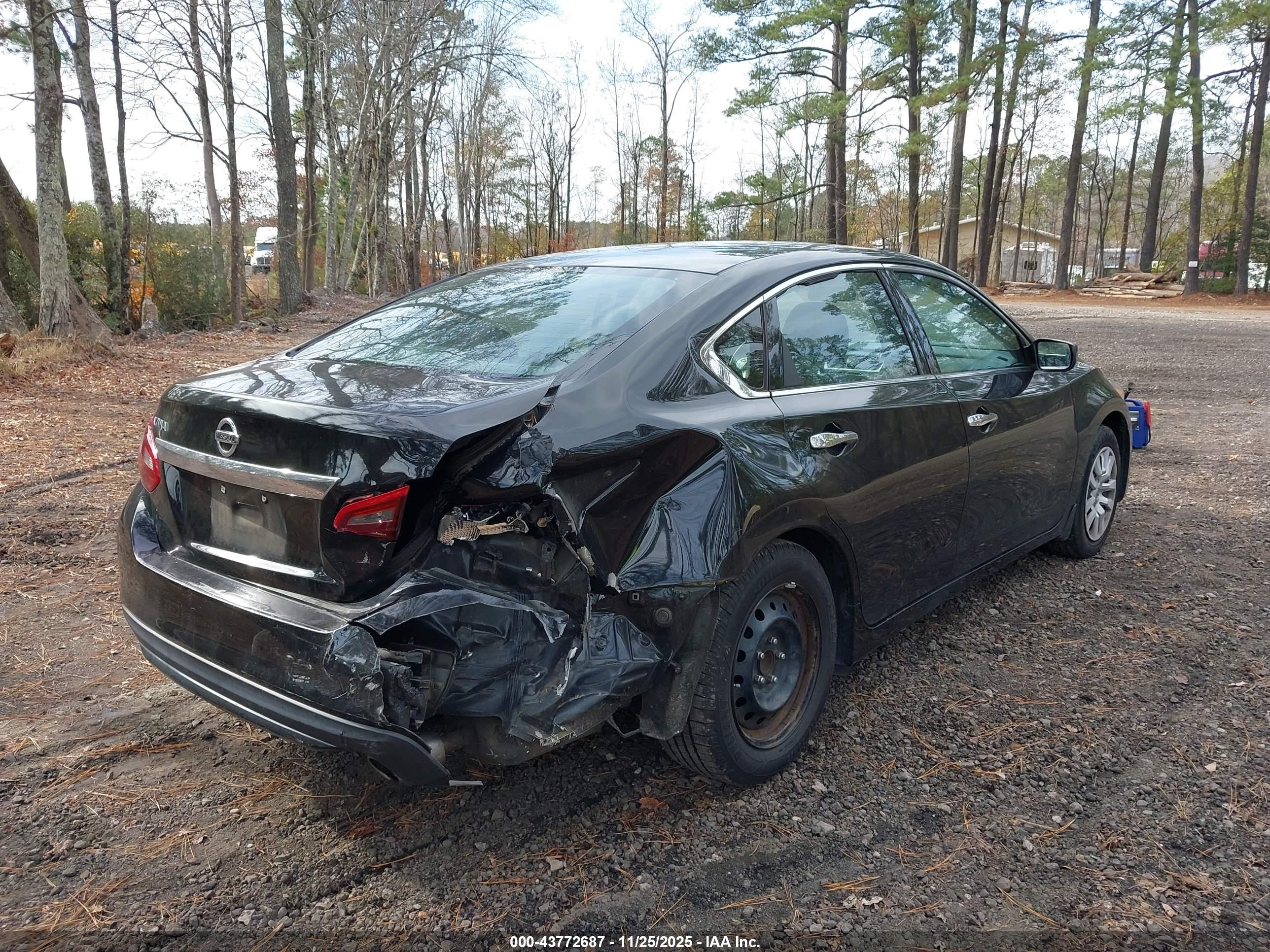 NISSAN ALTIMA image 6