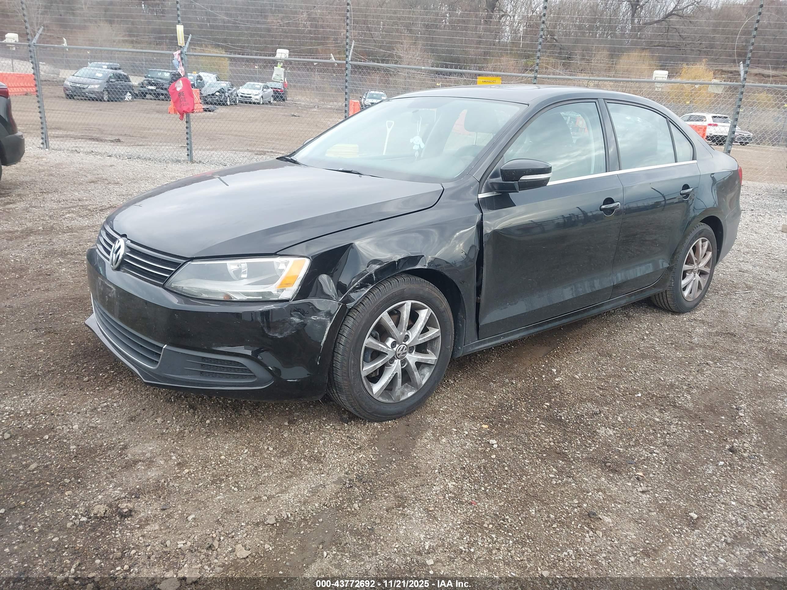 VOLKSWAGEN JETTA image 2