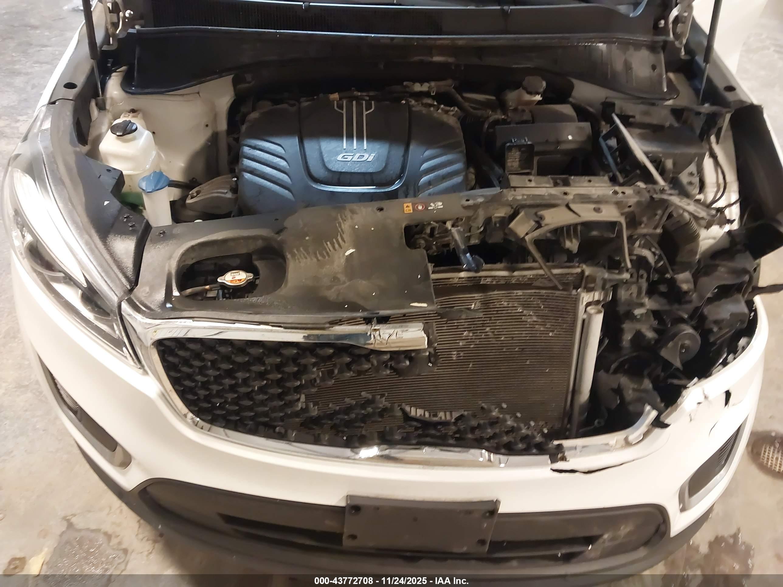 KIA SORENTO image 10