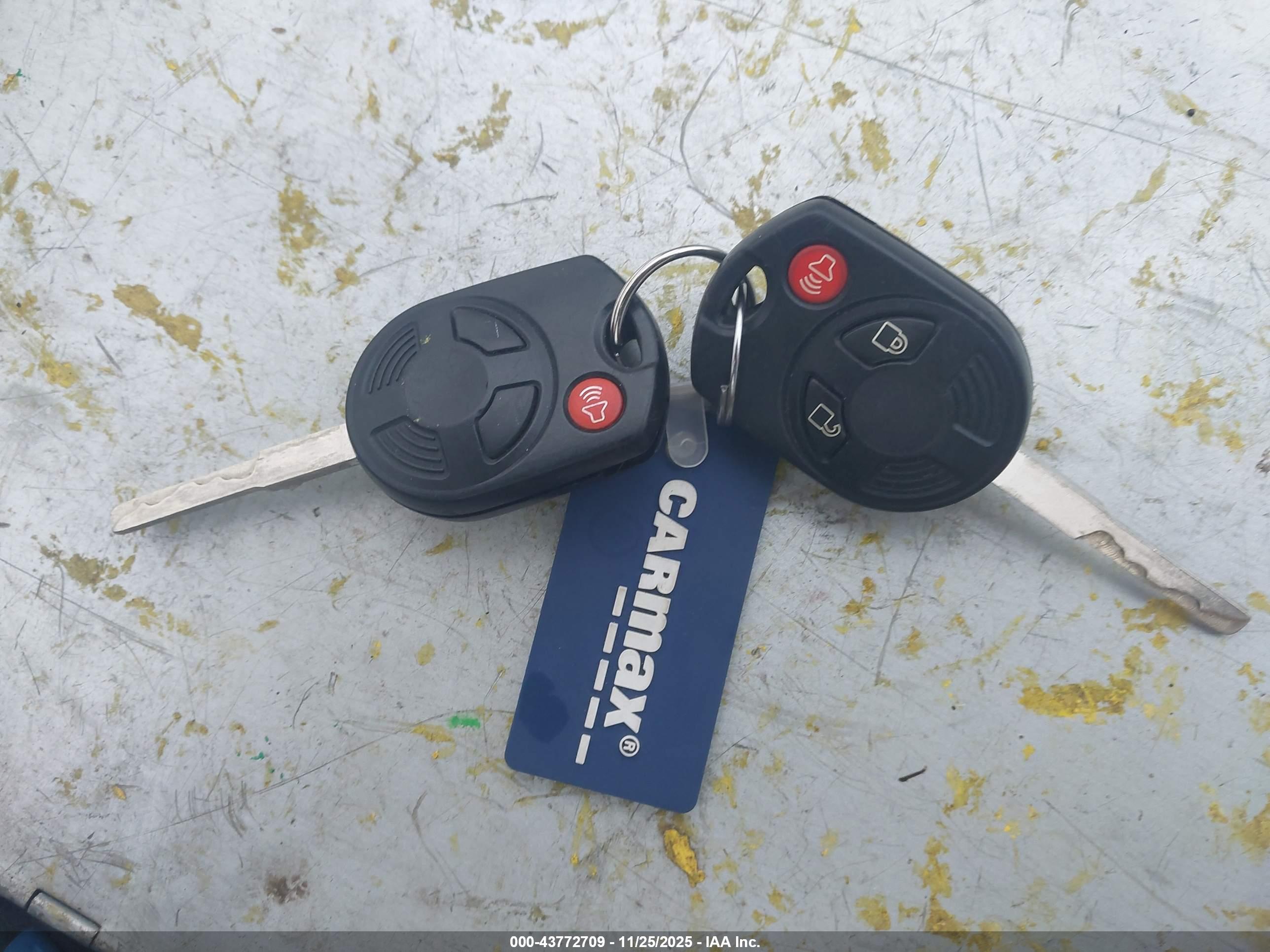 FORD ESCAPE image 11